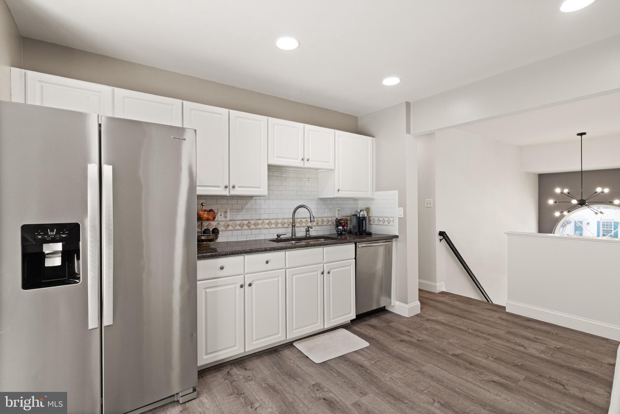 BLOOMS CROSSING - Residential