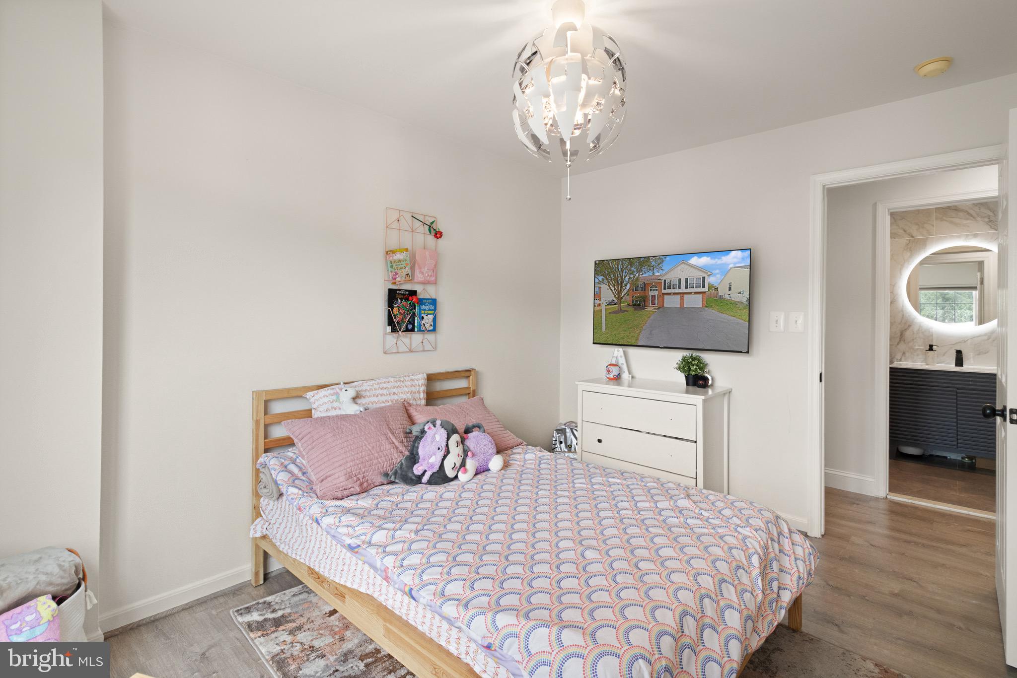 BLOOMS CROSSING - Residential