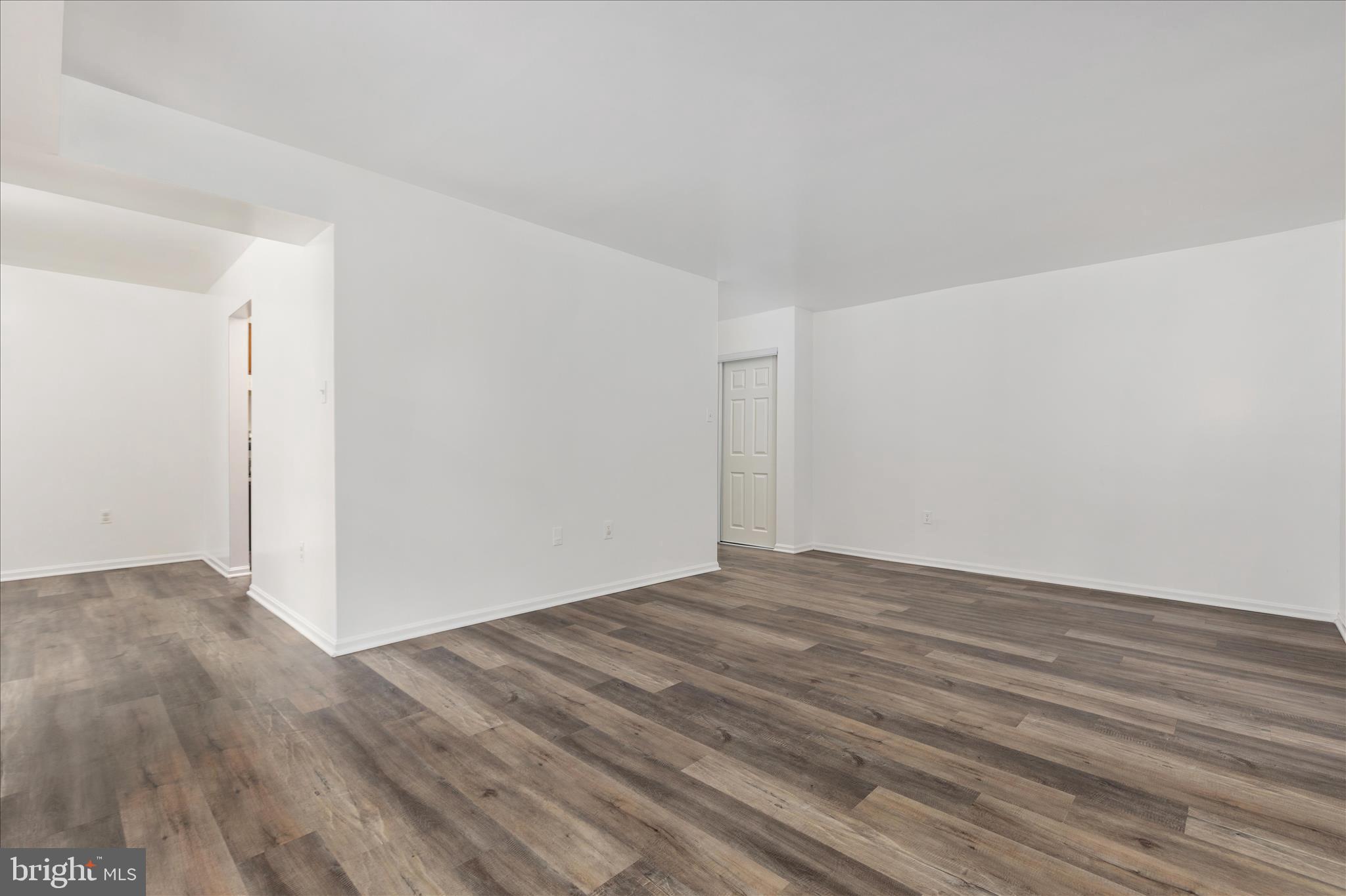 HAWTHORNE VILLAGE - Residential