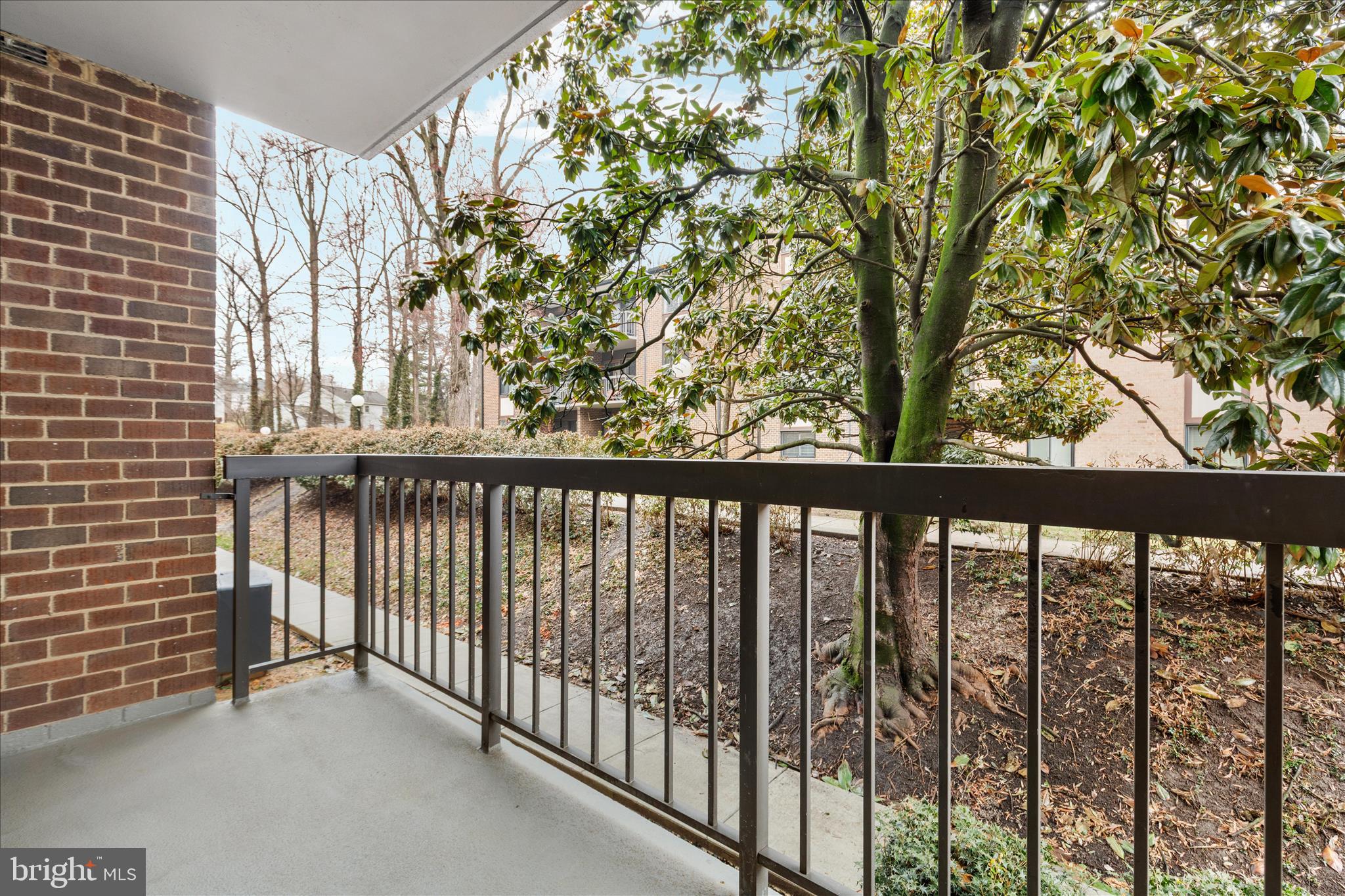 HAWTHORNE VILLAGE - Residential