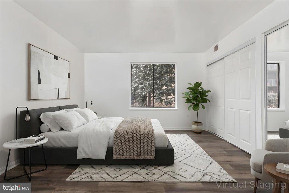 HAWTHORNE VILLAGE - Residential