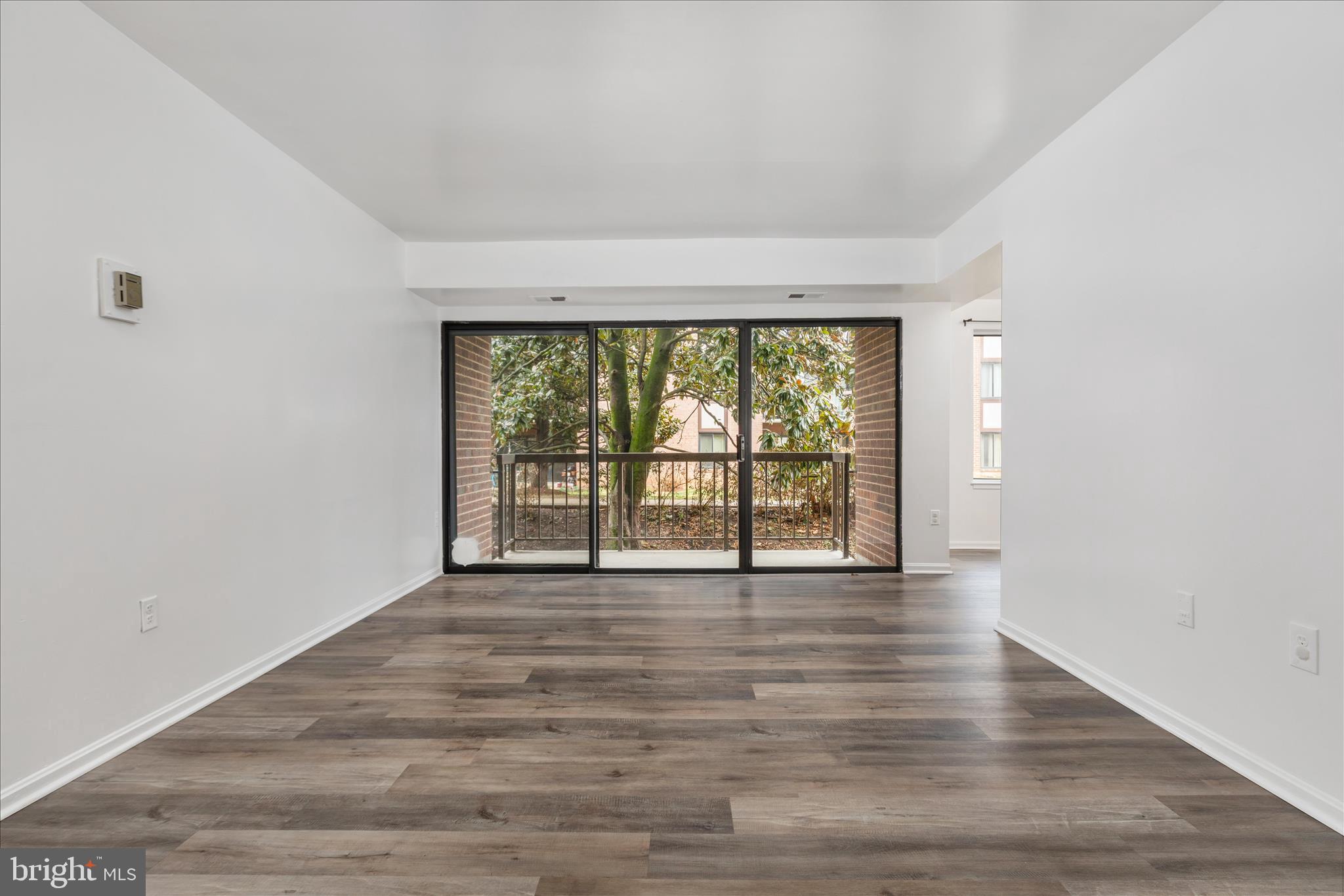 HAWTHORNE VILLAGE - Residential