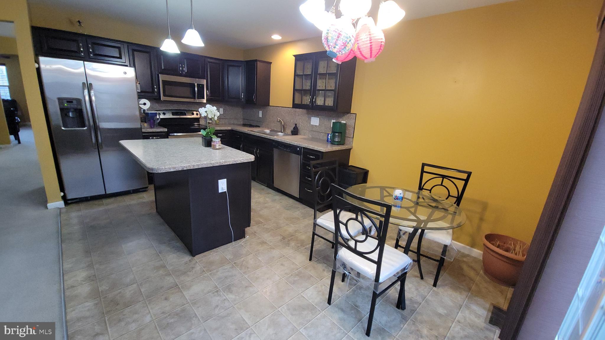 SILVER CREEK - Residential Lease