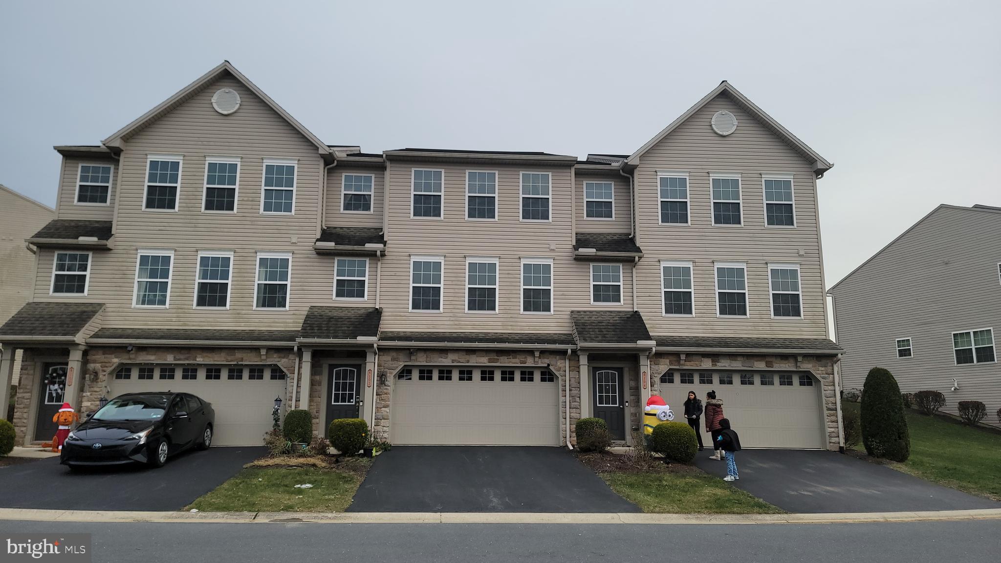SILVER CREEK - Residential Lease