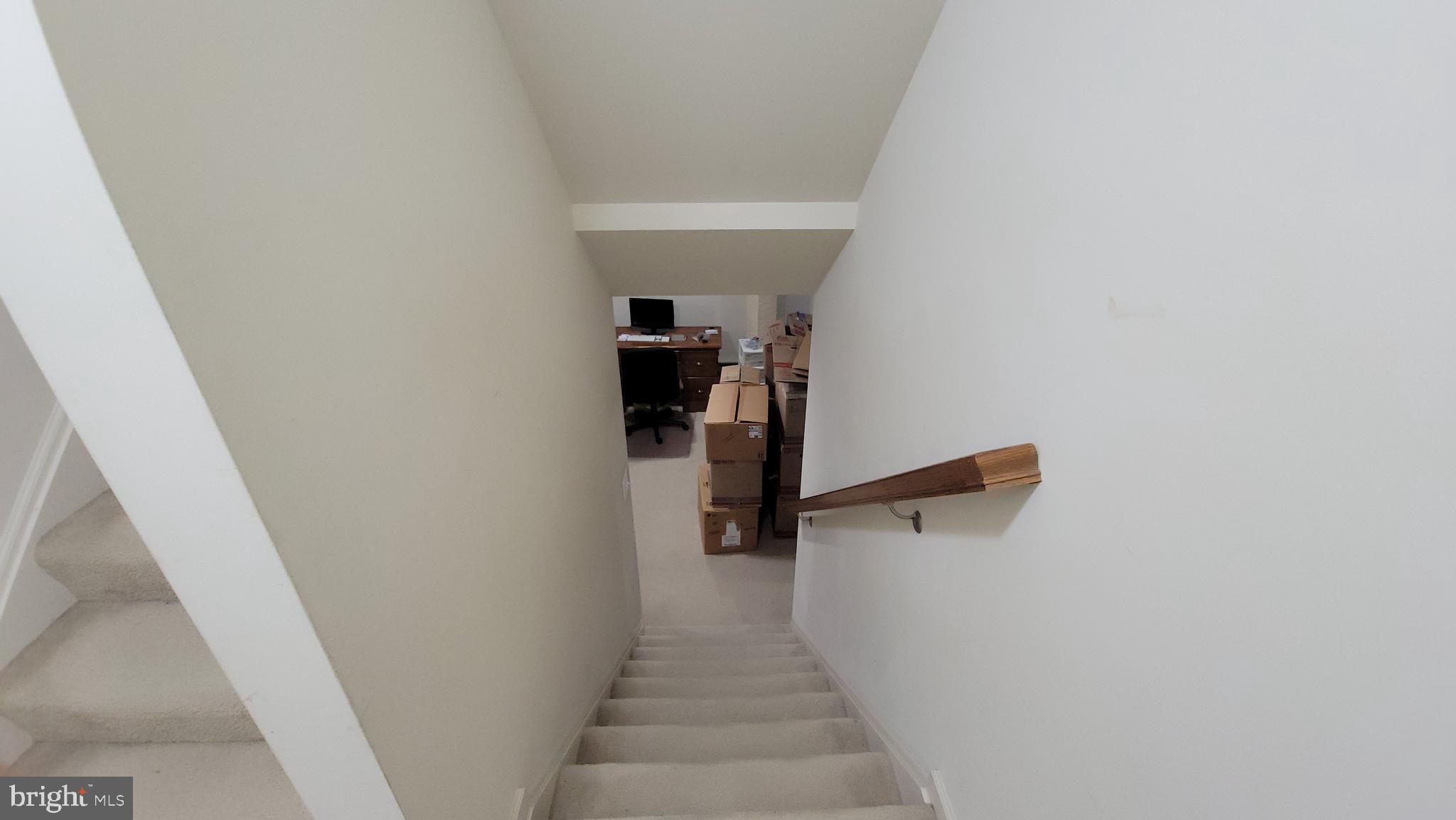 SILVER CREEK - Residential Lease