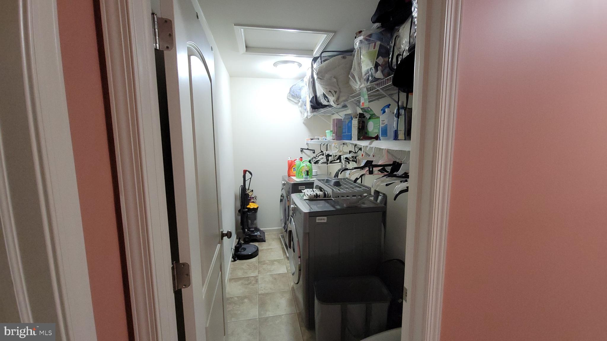 SILVER CREEK - Residential Lease