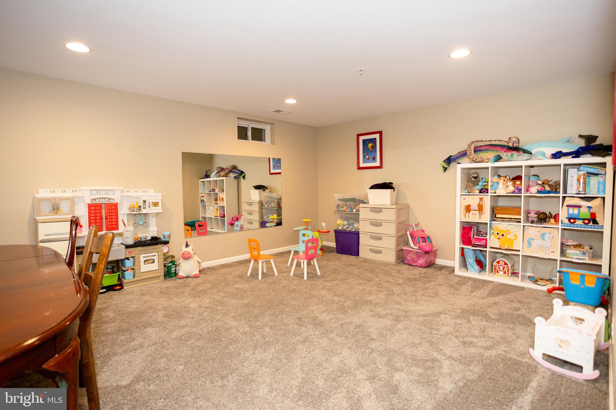 POTOMAC SHORES - Residential