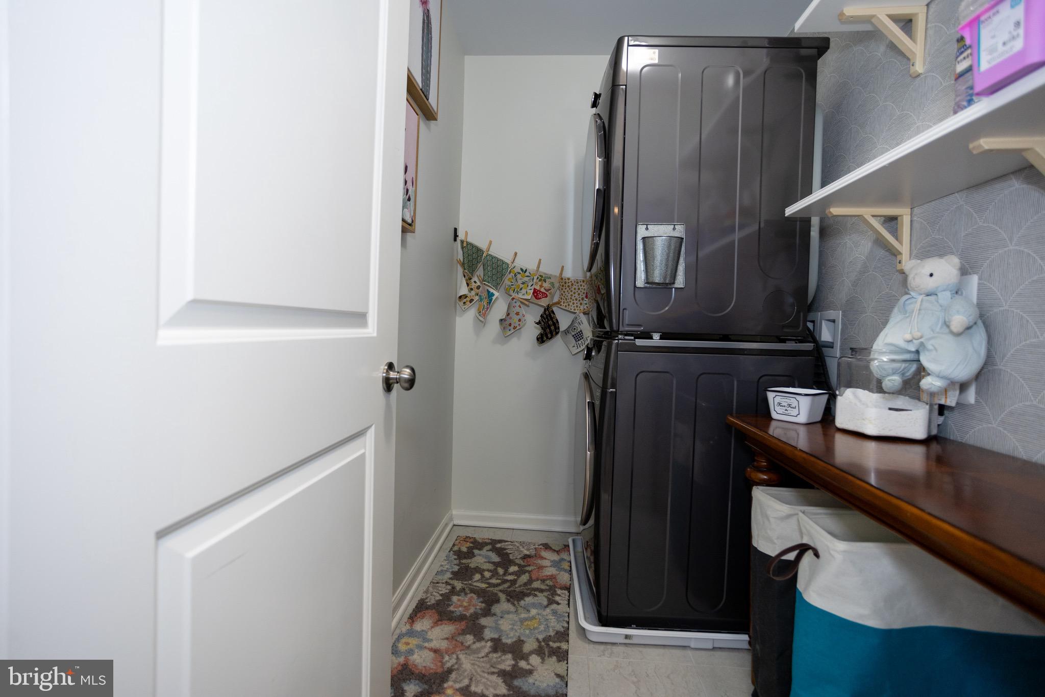 POTOMAC SHORES - Residential