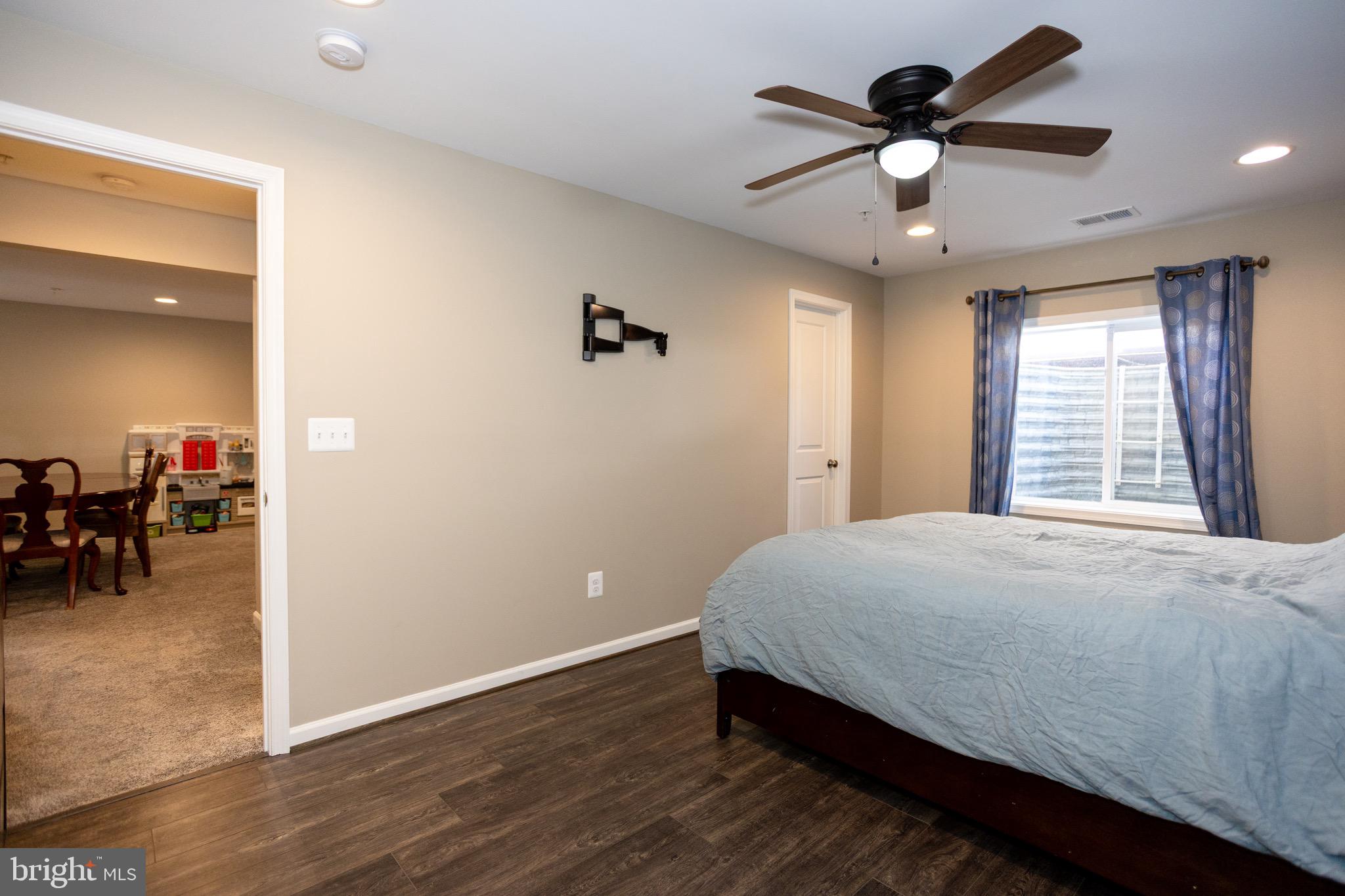 POTOMAC SHORES - Residential