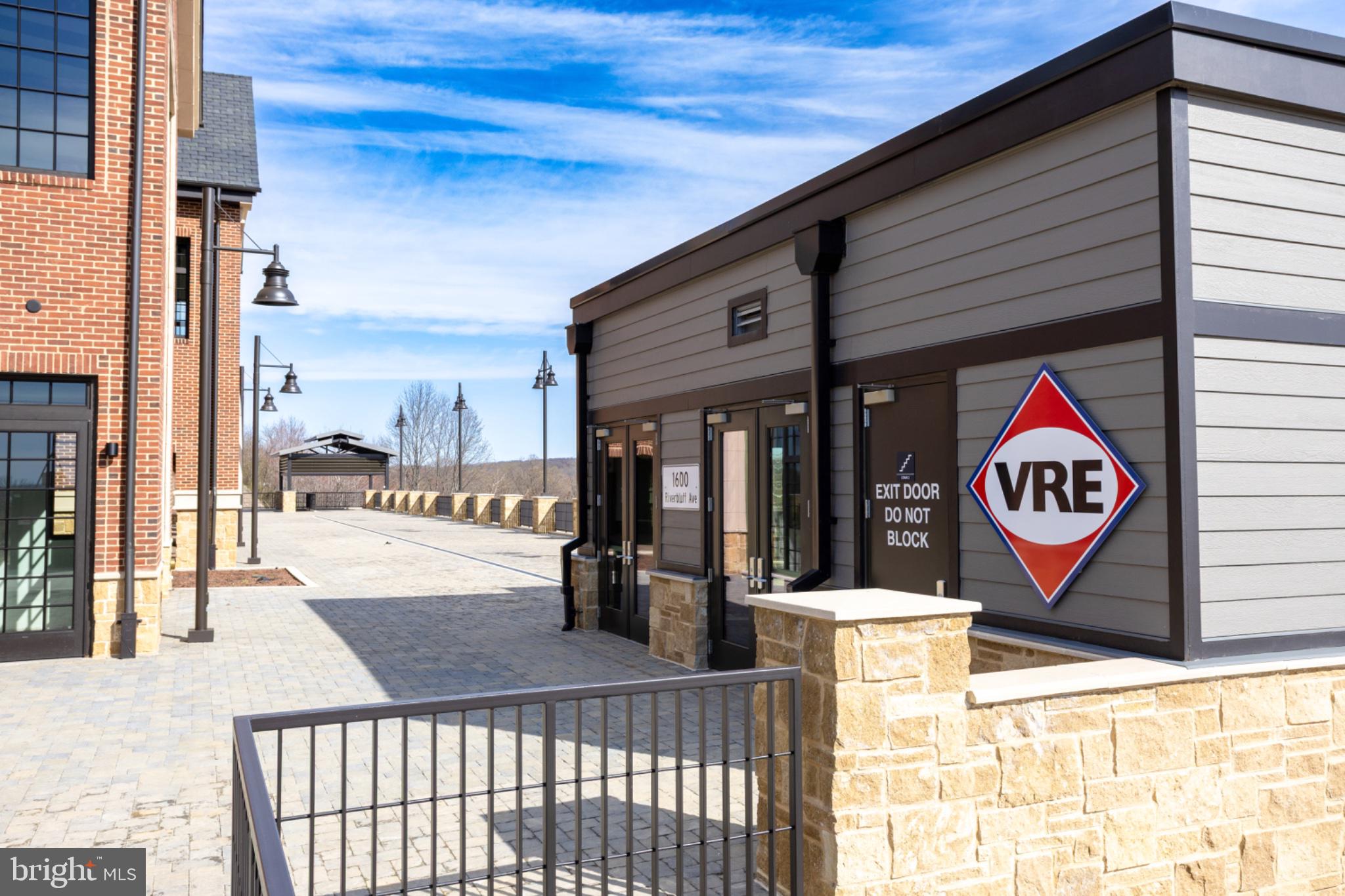 POTOMAC SHORES - Residential