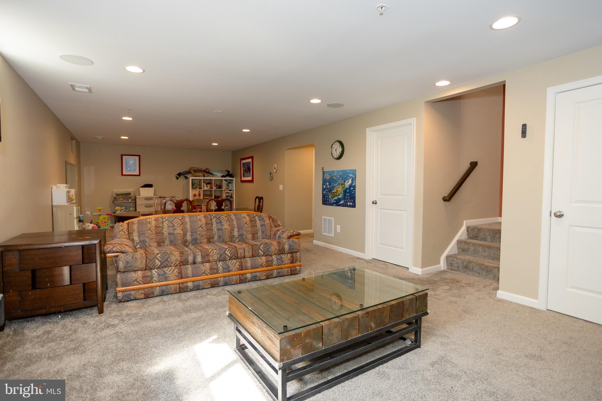 POTOMAC SHORES - Residential