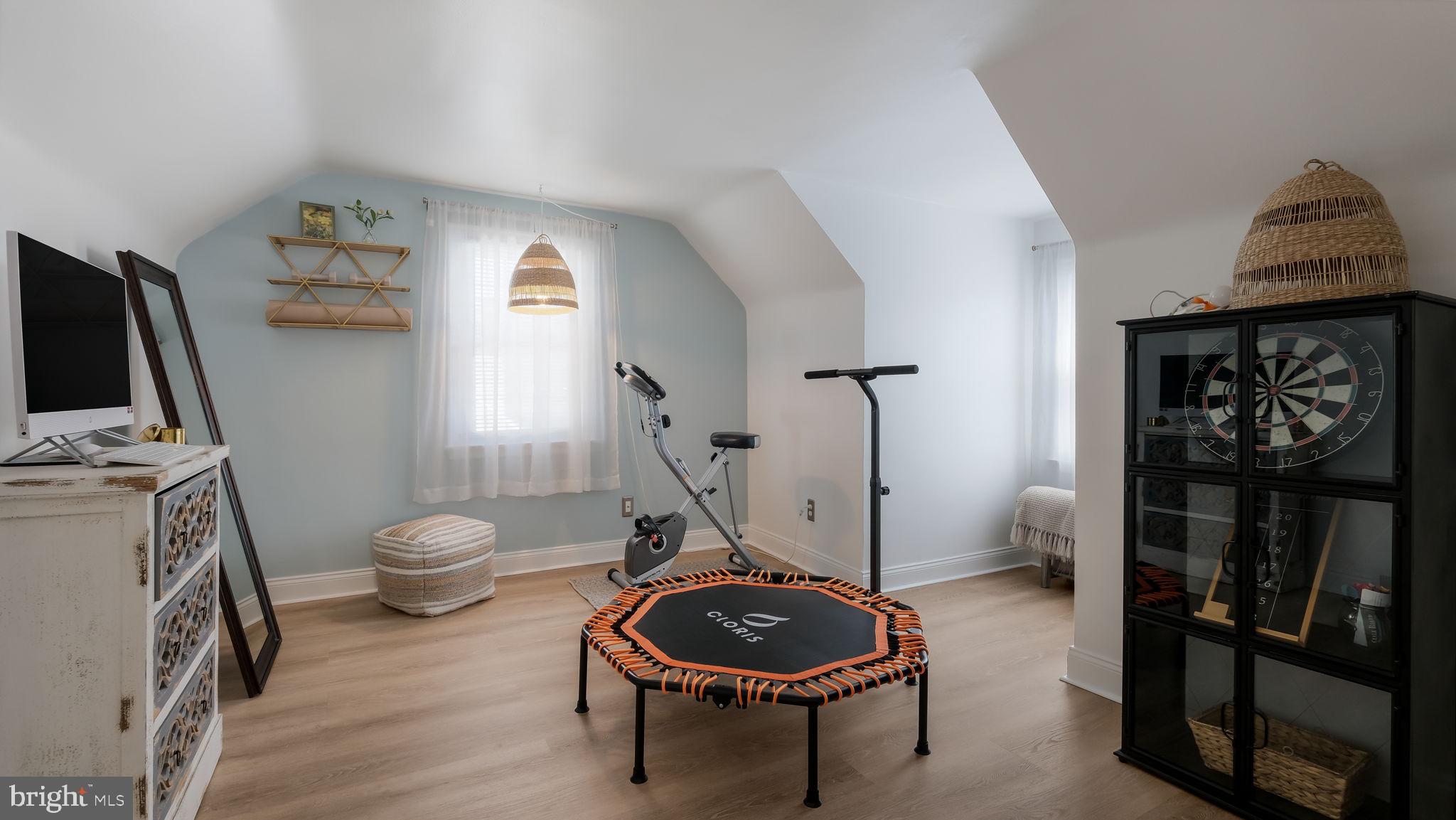 TREVOSE - Residential