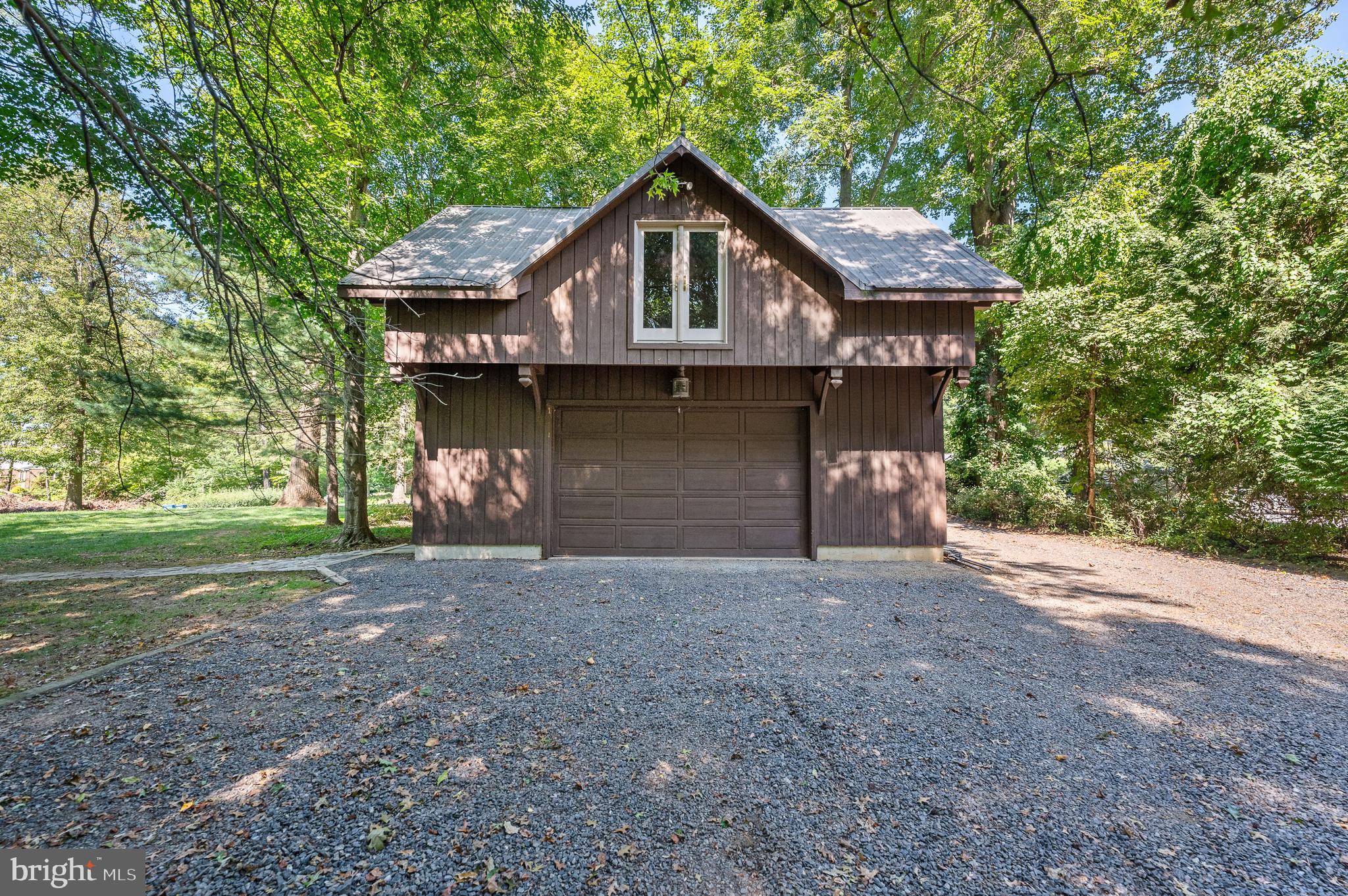 SPRING MEADOWS - Residential