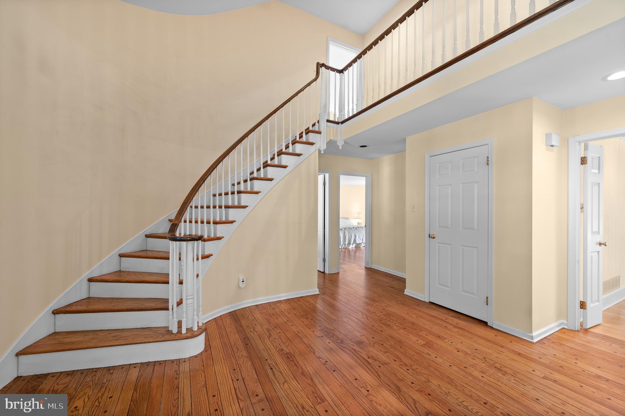 SPRING MEADOWS - Residential