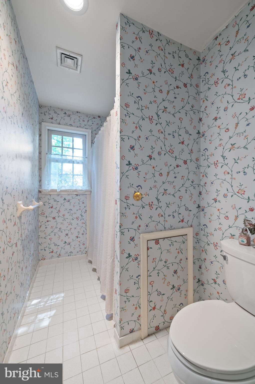 SPRING MEADOWS - Residential