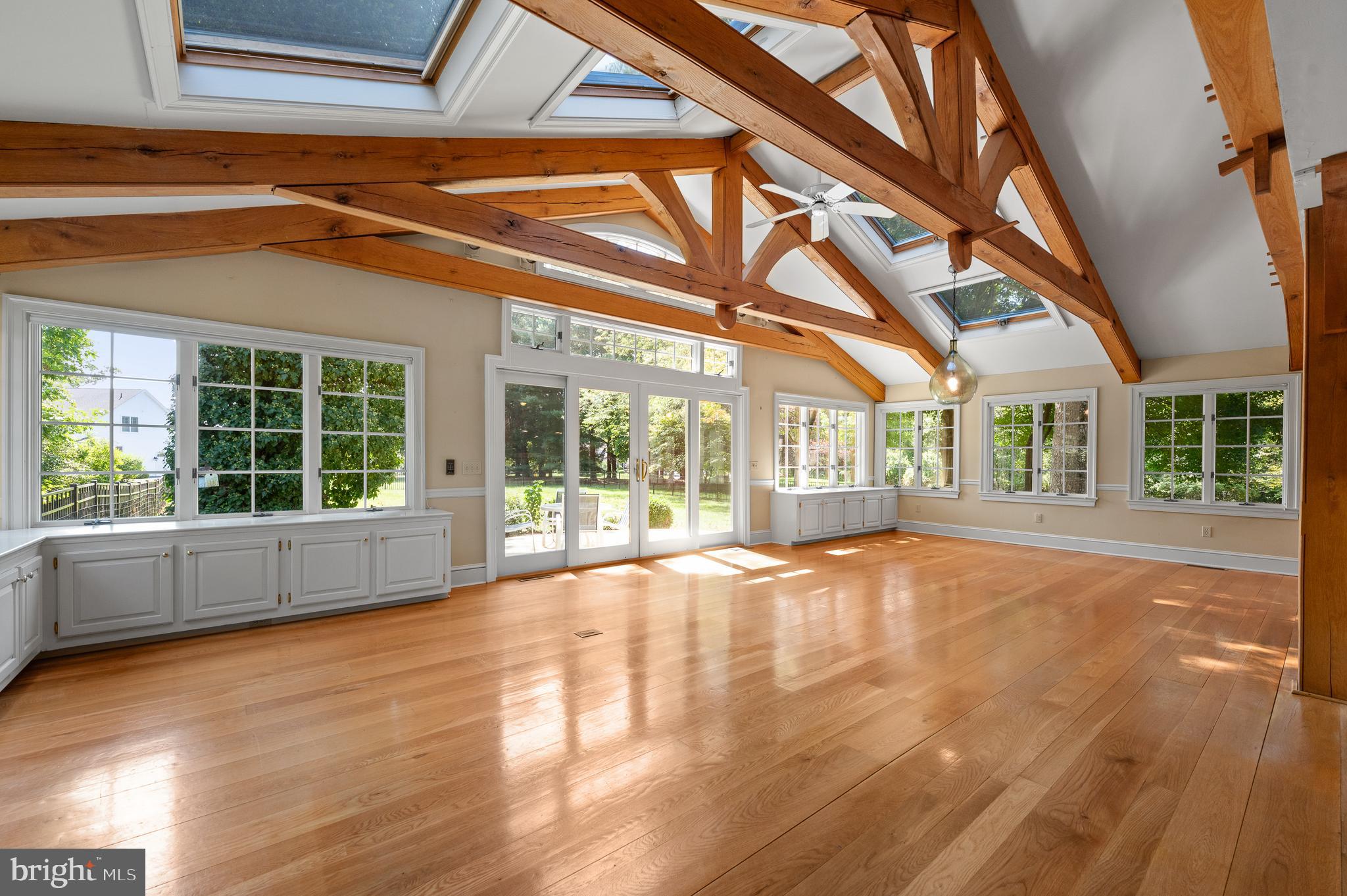 SPRING MEADOWS - Residential