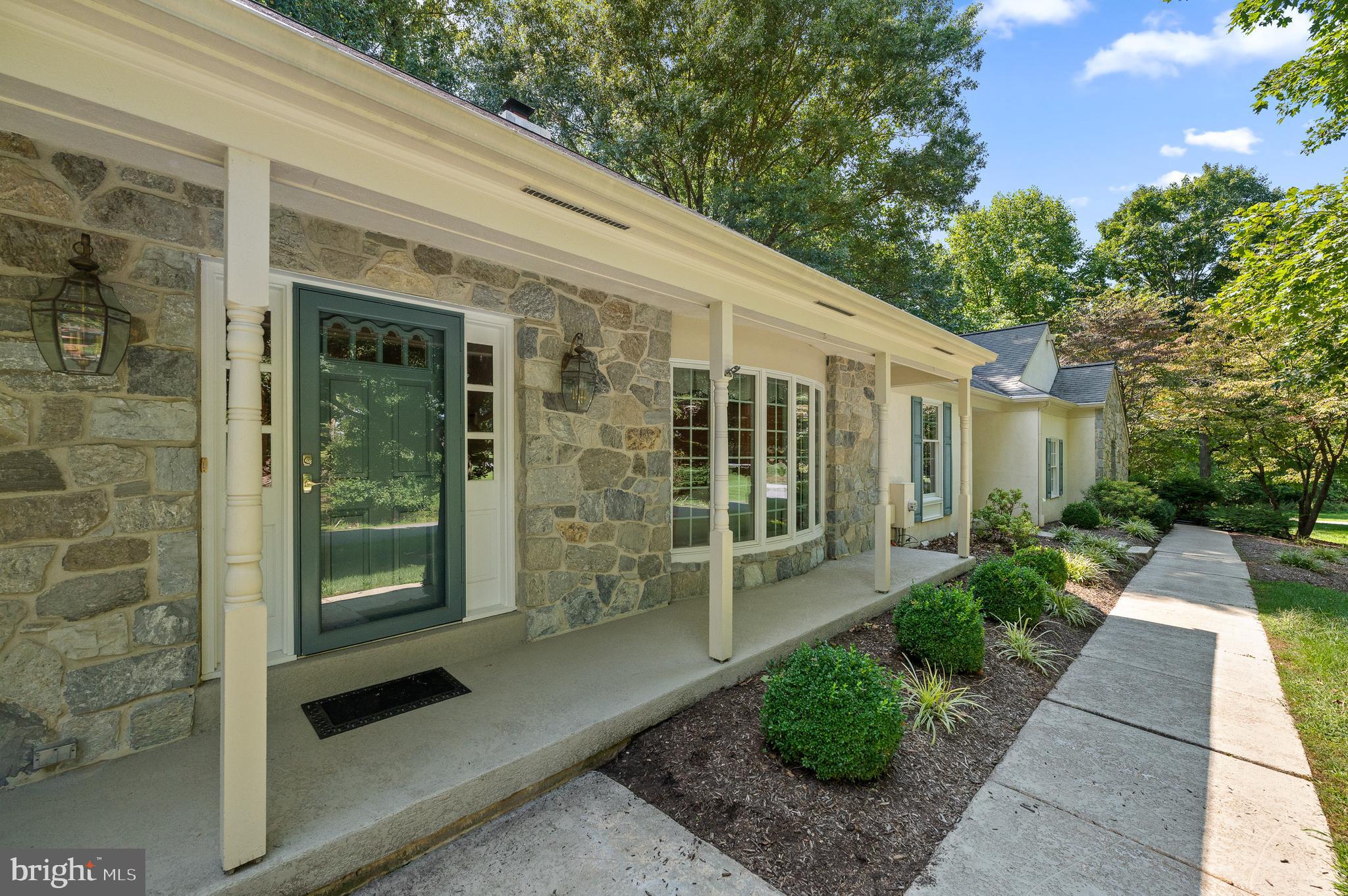 SPRING MEADOWS - Residential