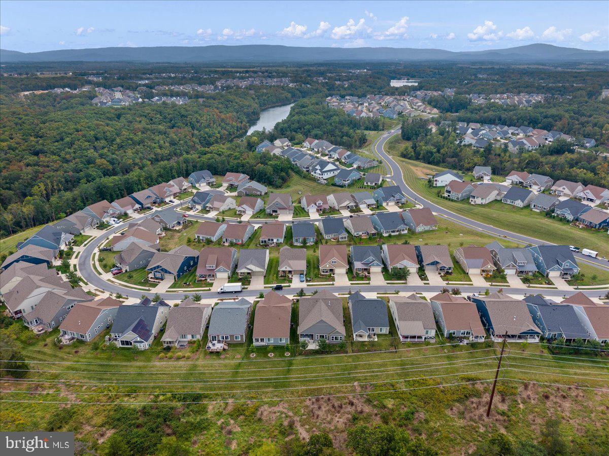 SHENANDOAH, LAKE FREDERICK - Residential