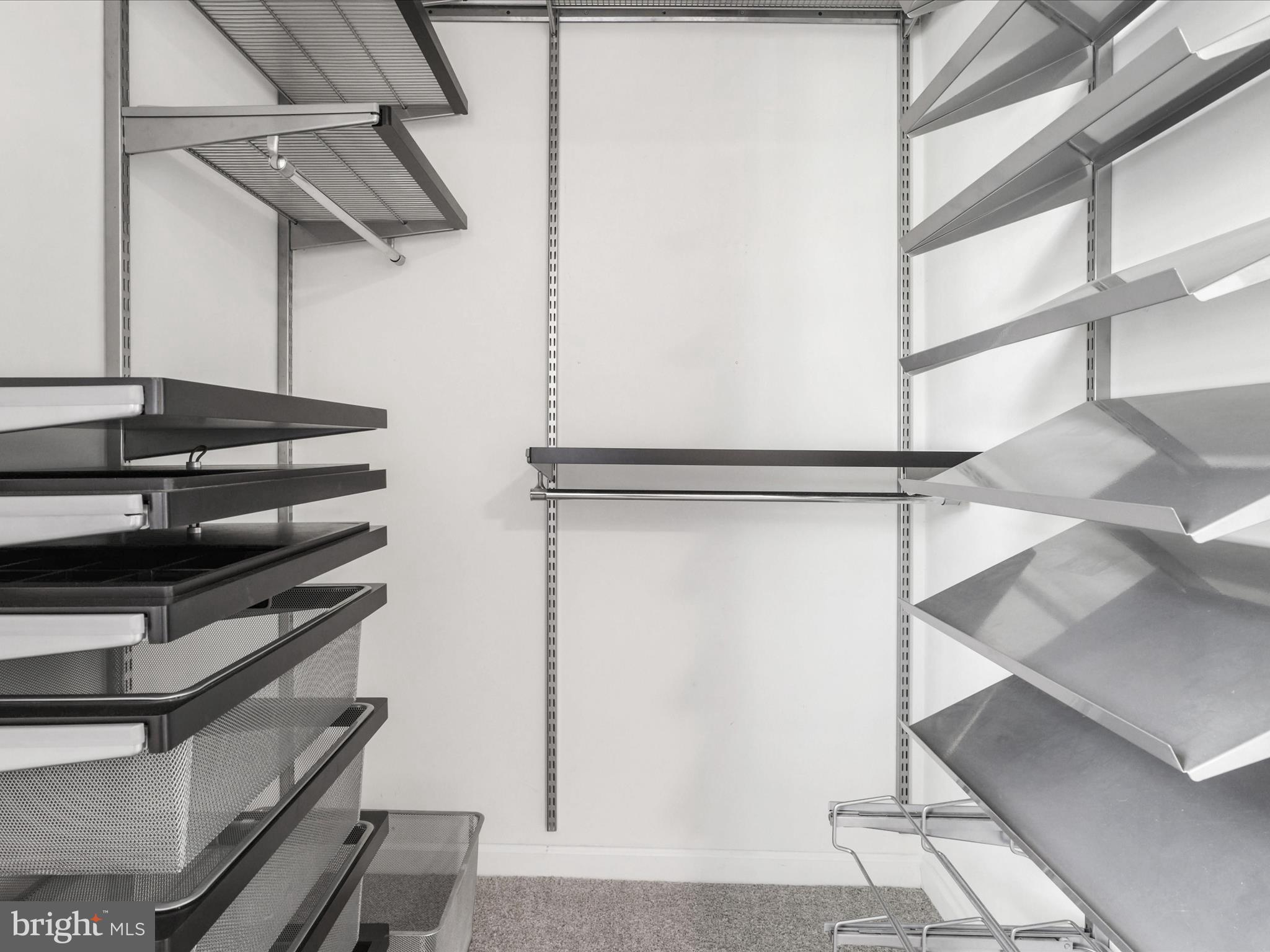 DEEPWOOD - Residential