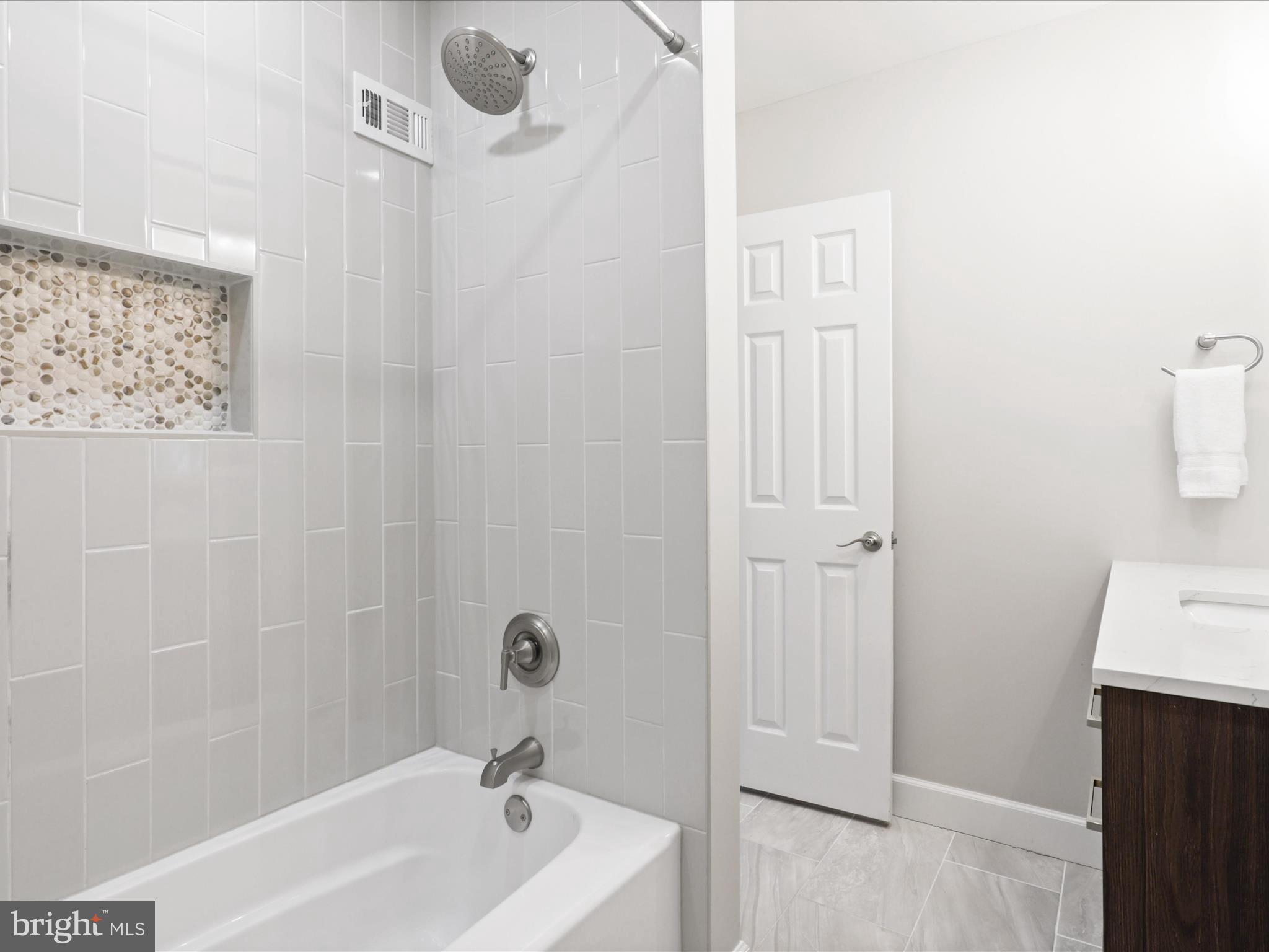 DEEPWOOD - Residential