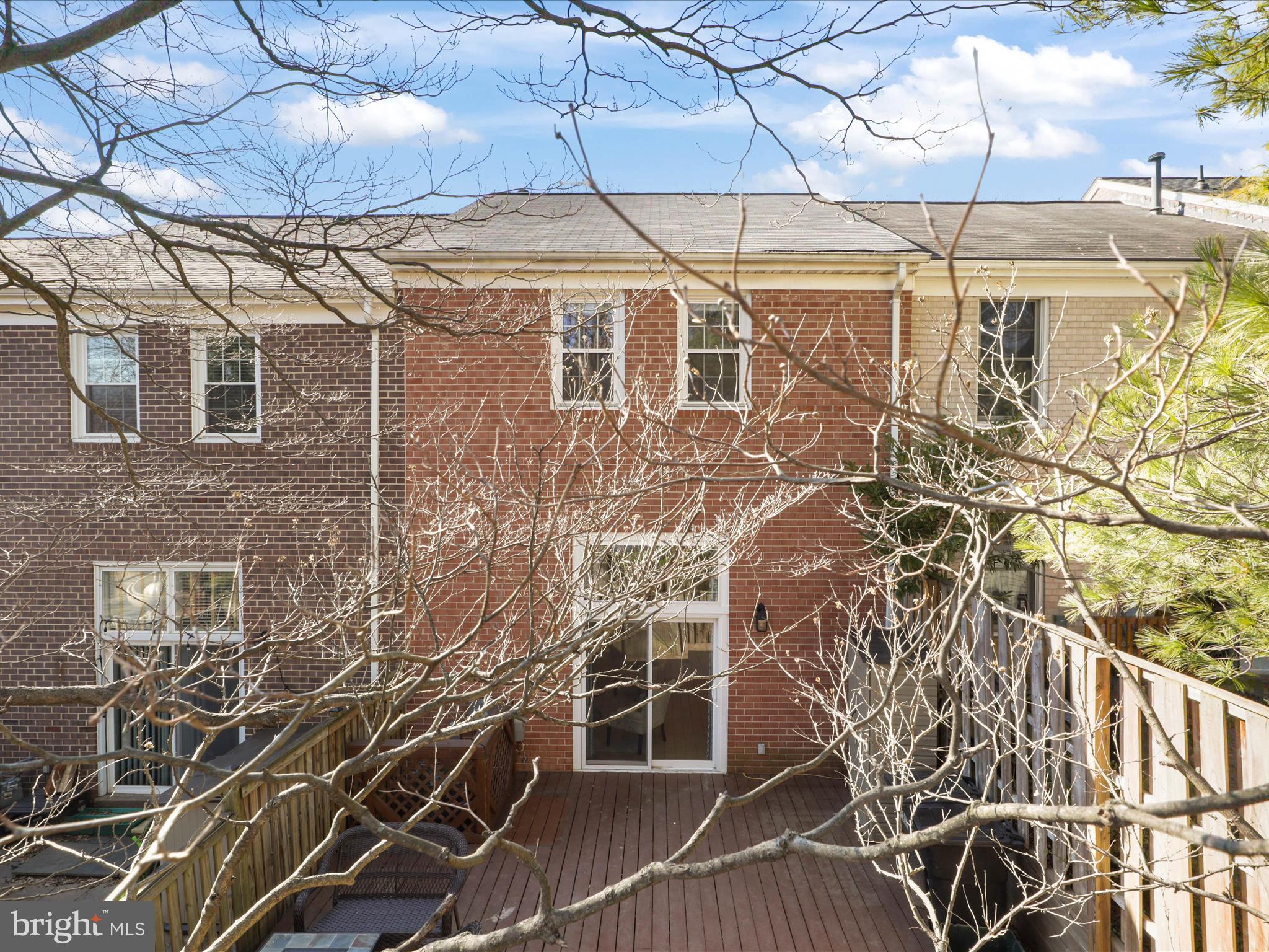 DEEPWOOD - Residential