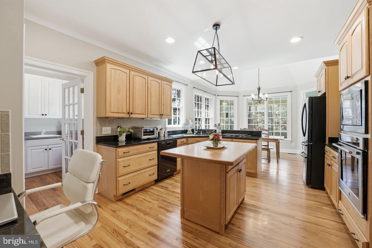 11608 LONGSTREET DRIVE