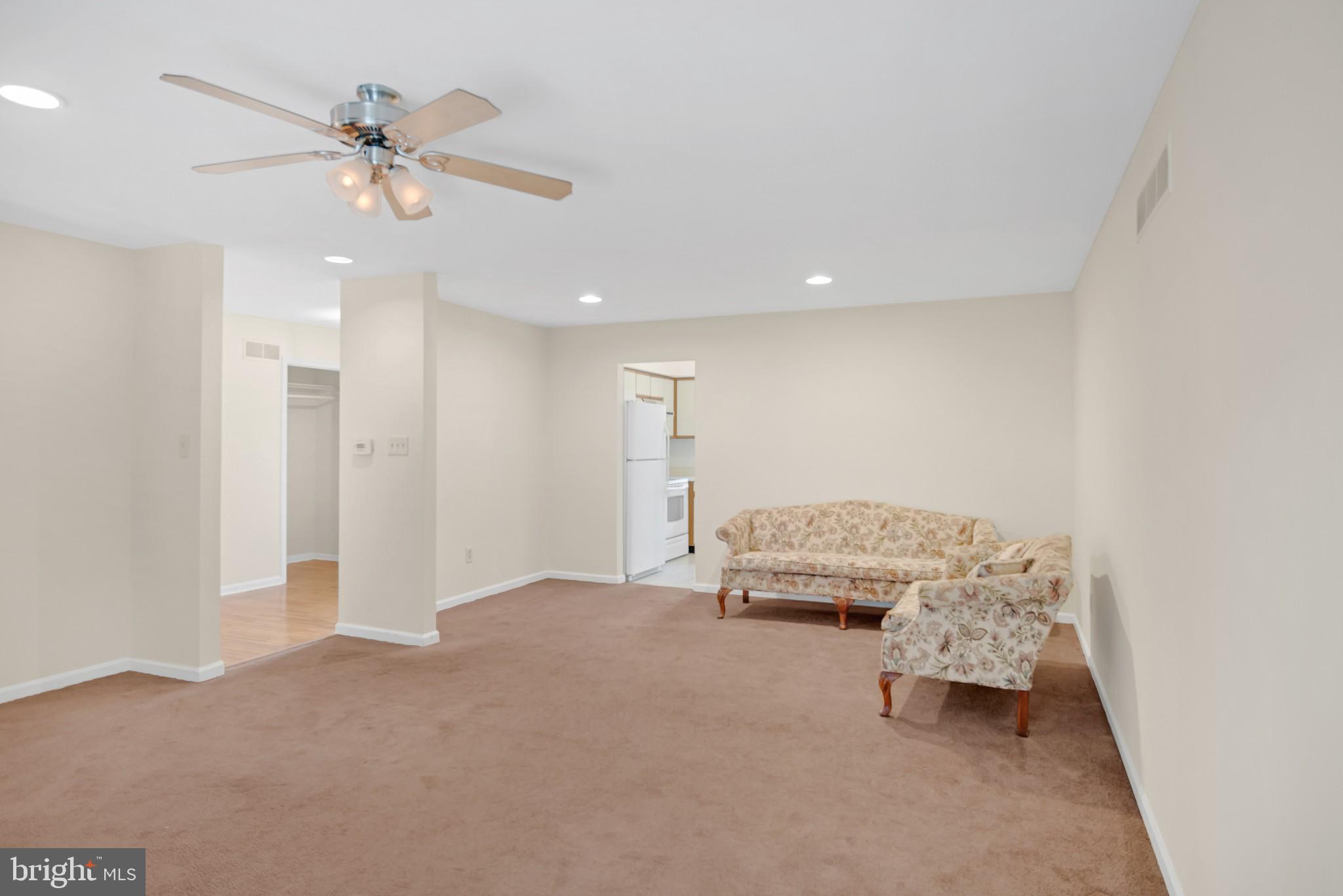 RADLEY RUN MEWS - Residential