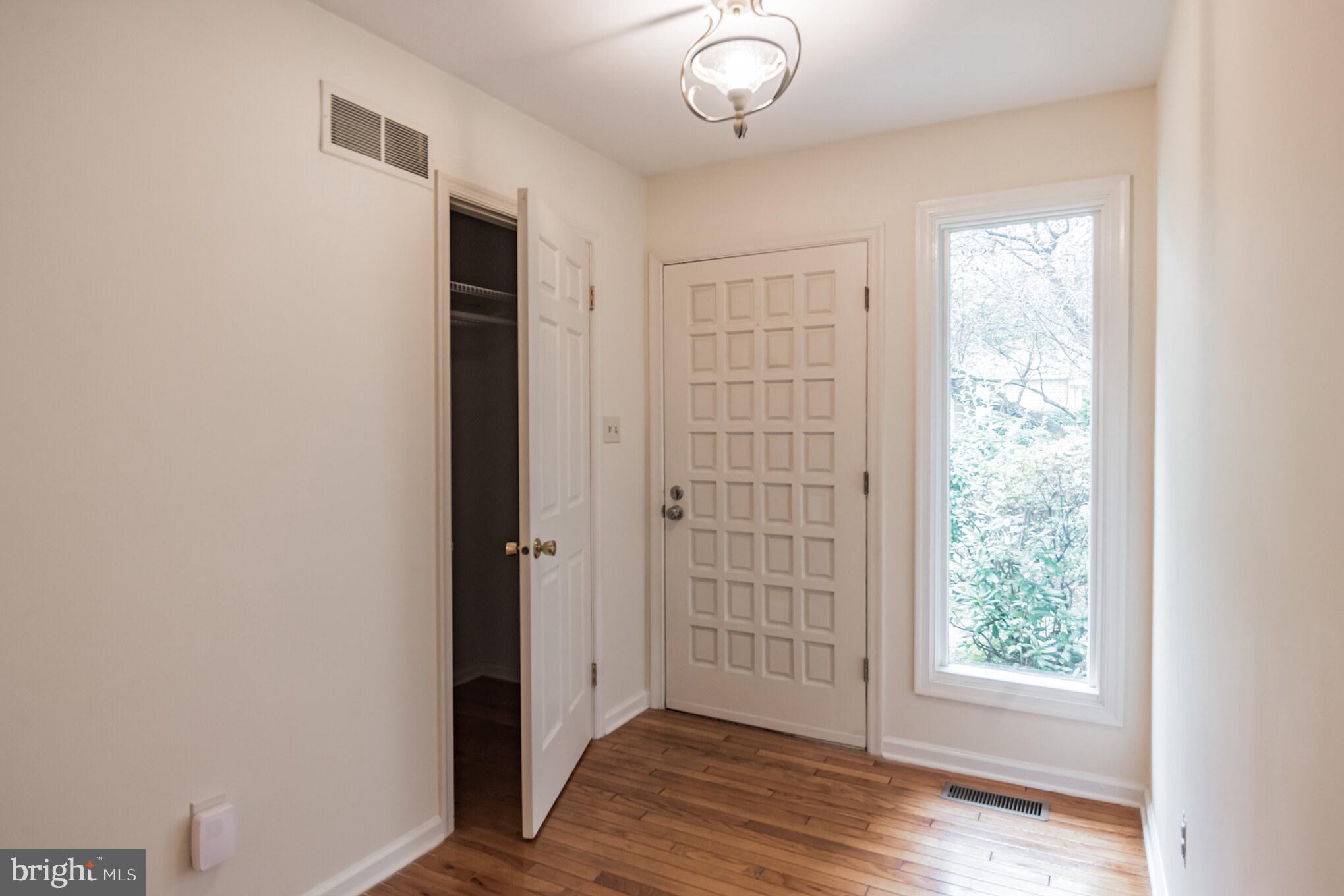 RADLEY RUN MEWS - Residential