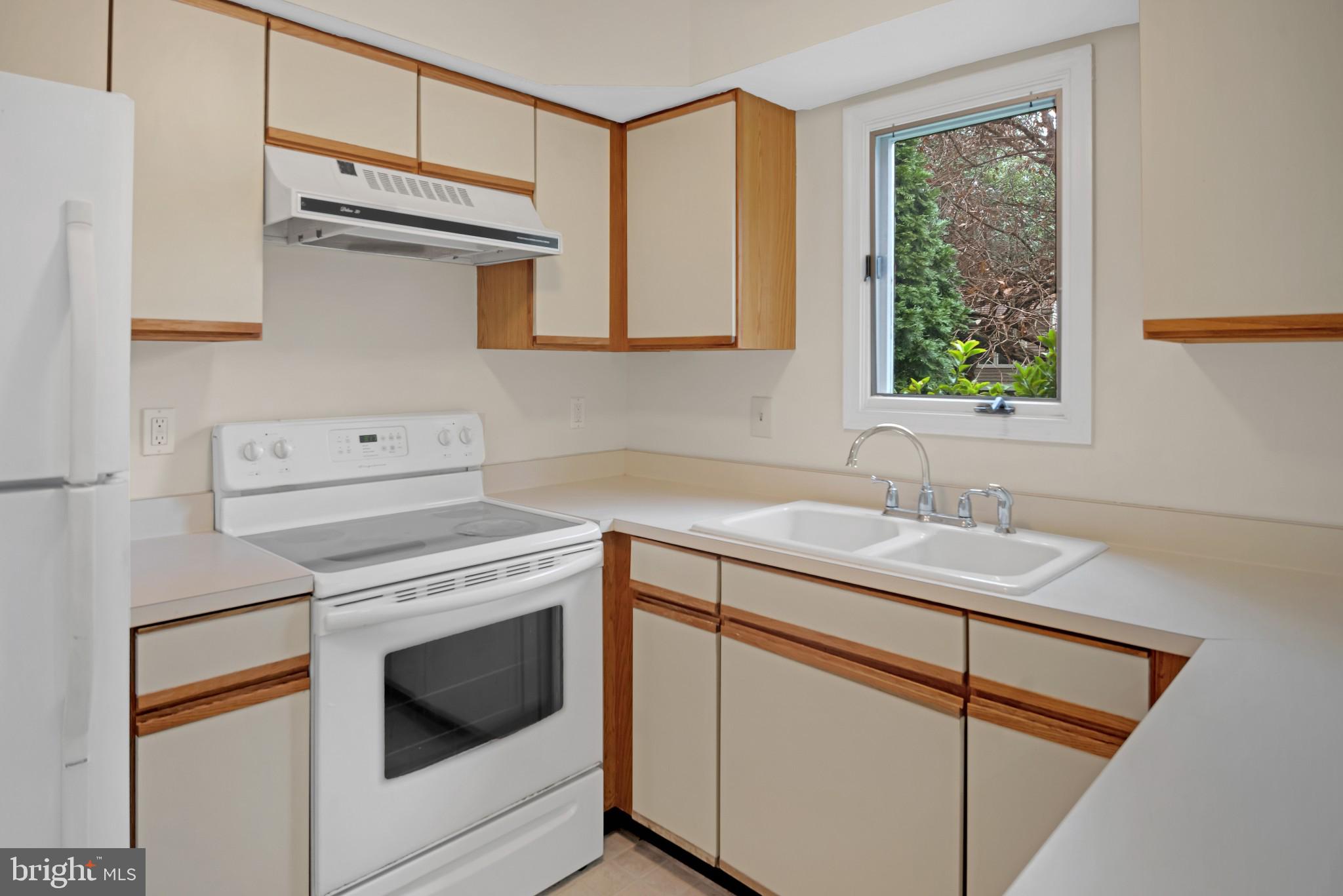 RADLEY RUN MEWS - Residential