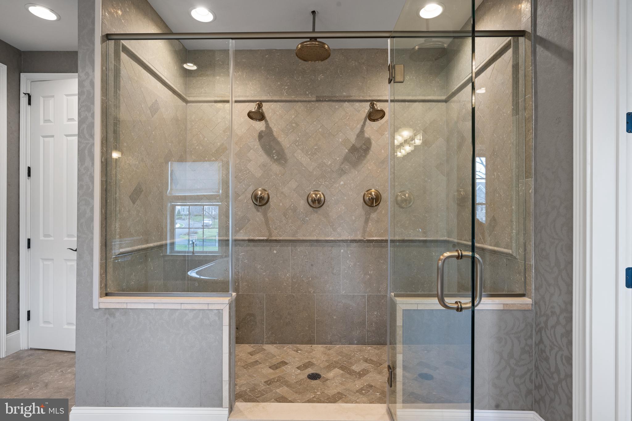 LISETER - Residential