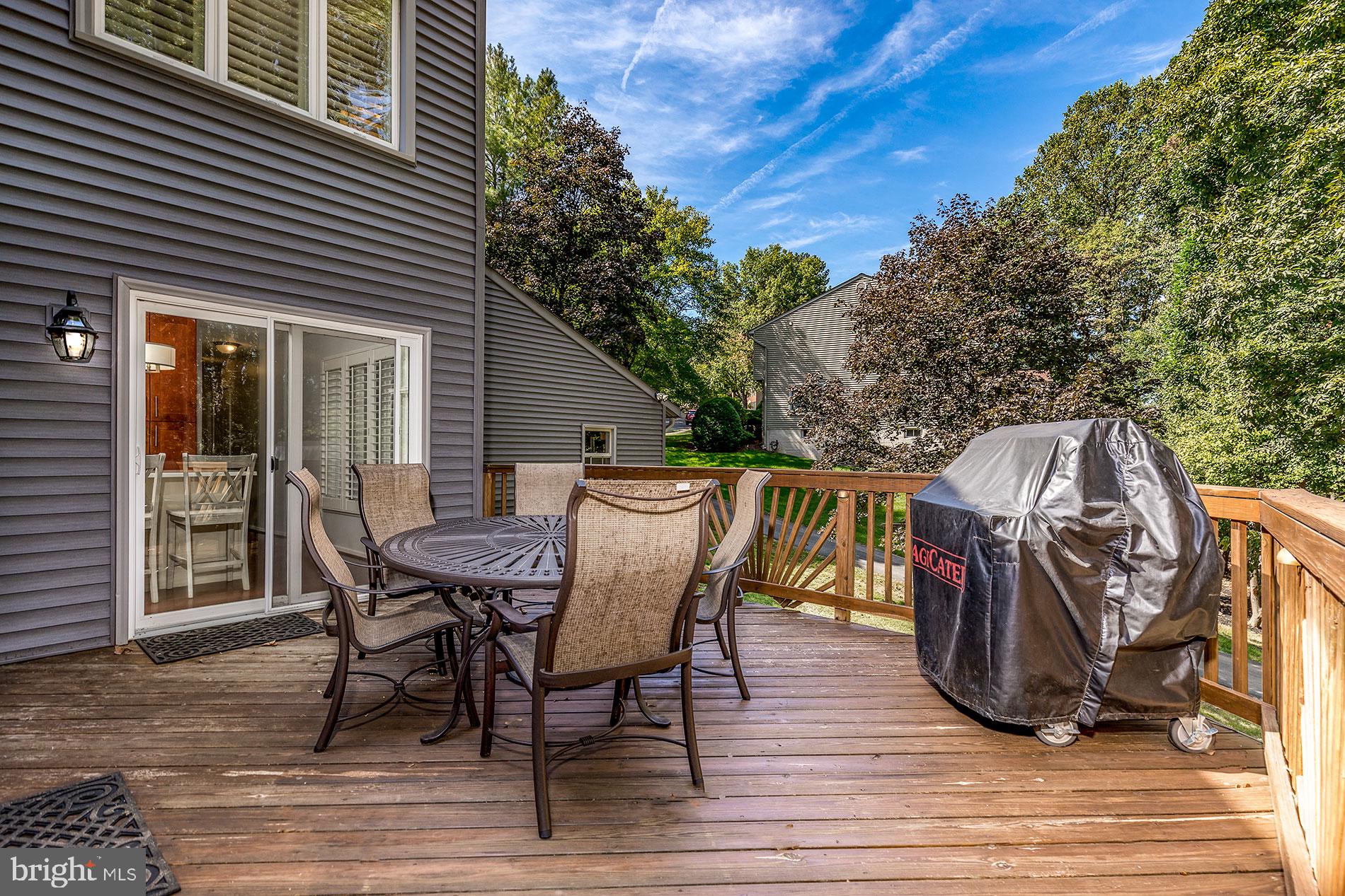 BLUFFS OF WOLF TRAP - Residential