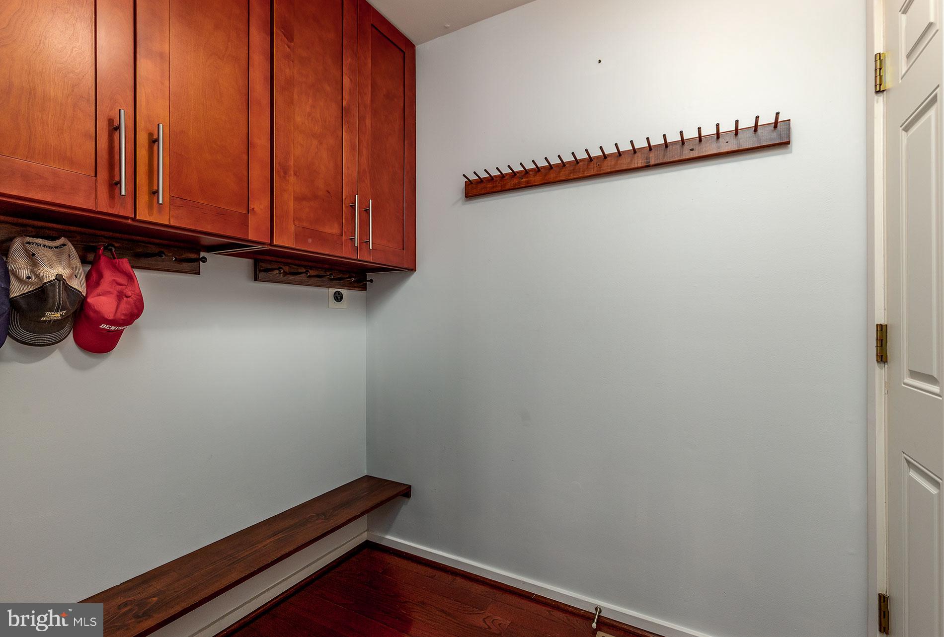 BLUFFS OF WOLF TRAP - Residential