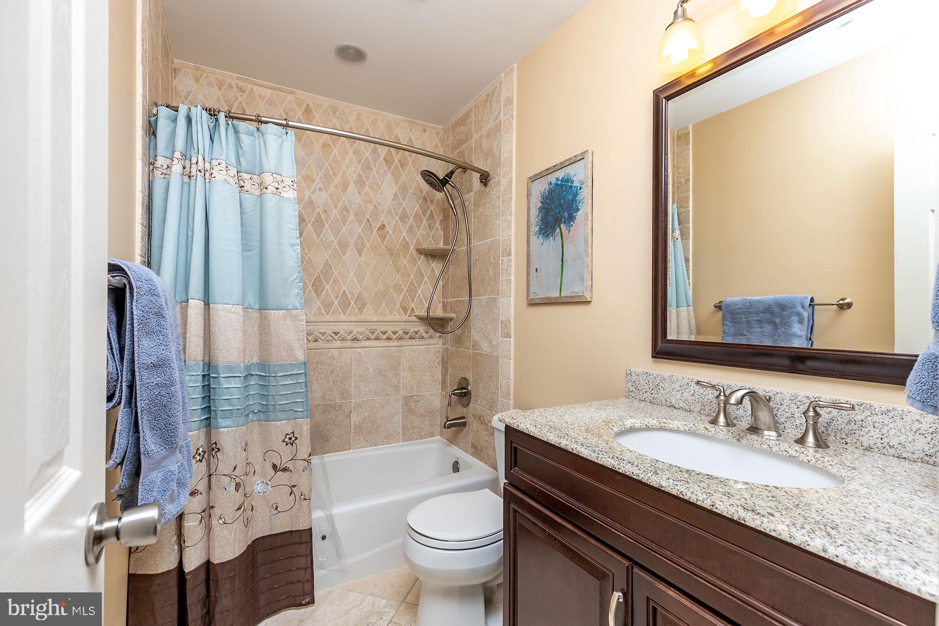 BLUFFS OF WOLF TRAP - Residential