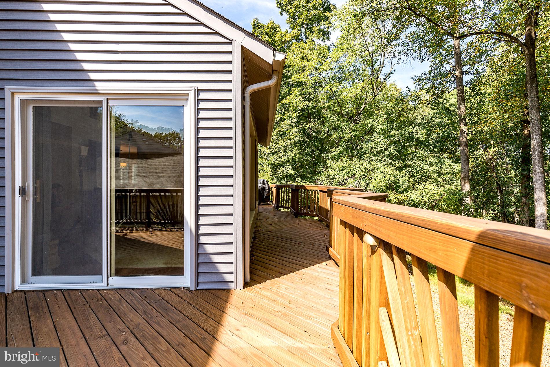 BLUFFS OF WOLF TRAP - Residential