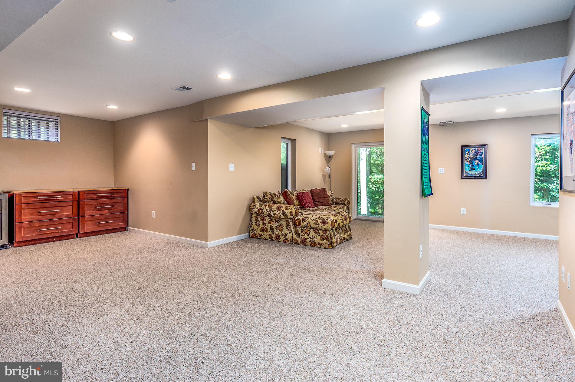 BLUFFS OF WOLF TRAP - Residential