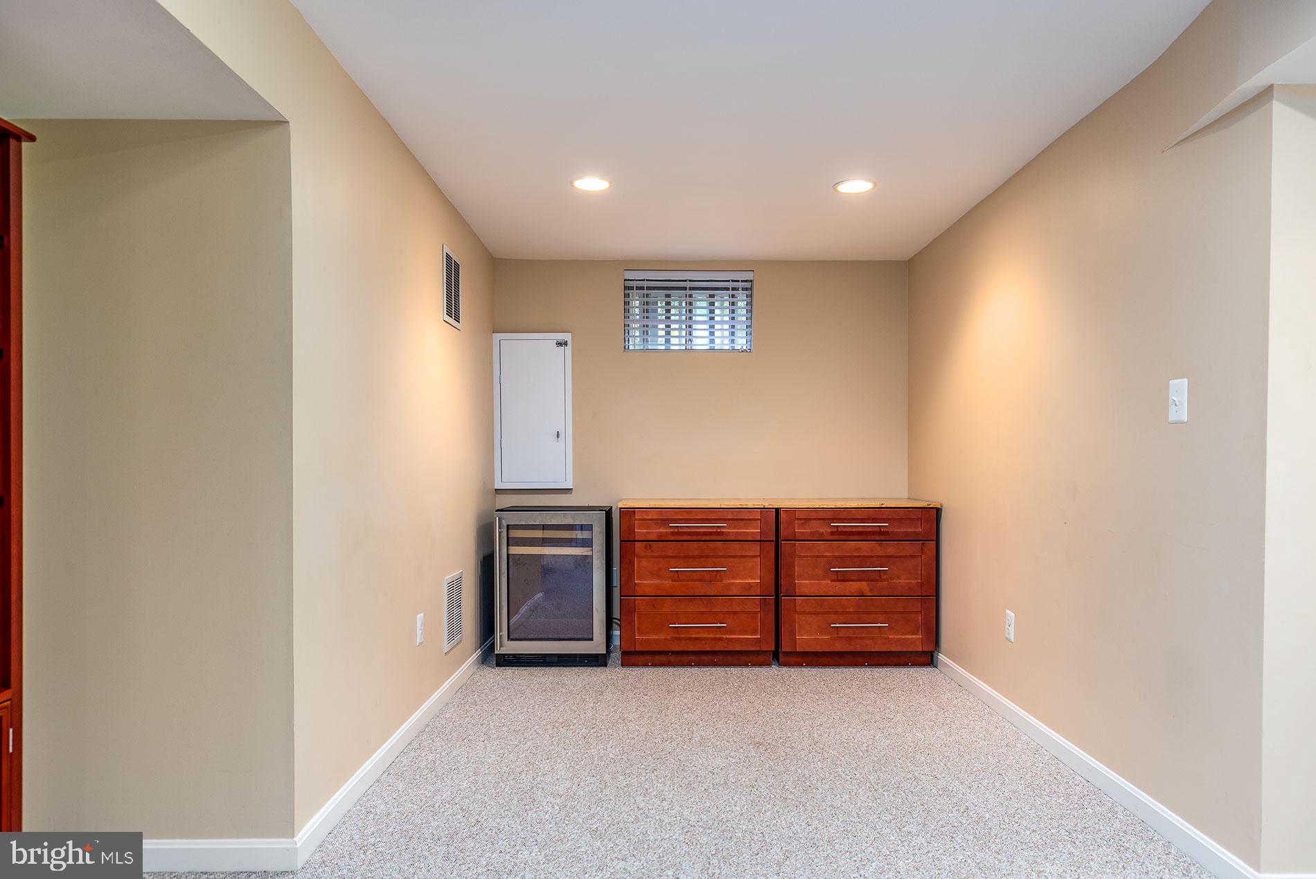 BLUFFS OF WOLF TRAP - Residential