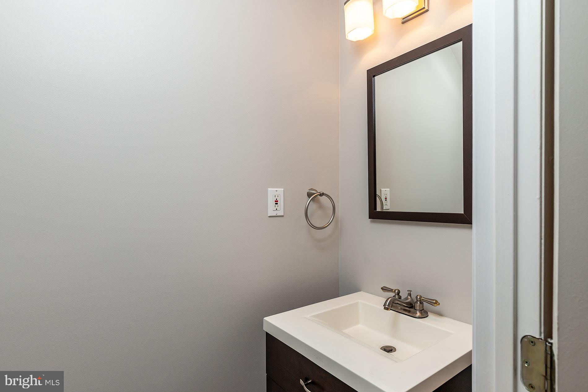 BLUFFS OF WOLF TRAP - Residential