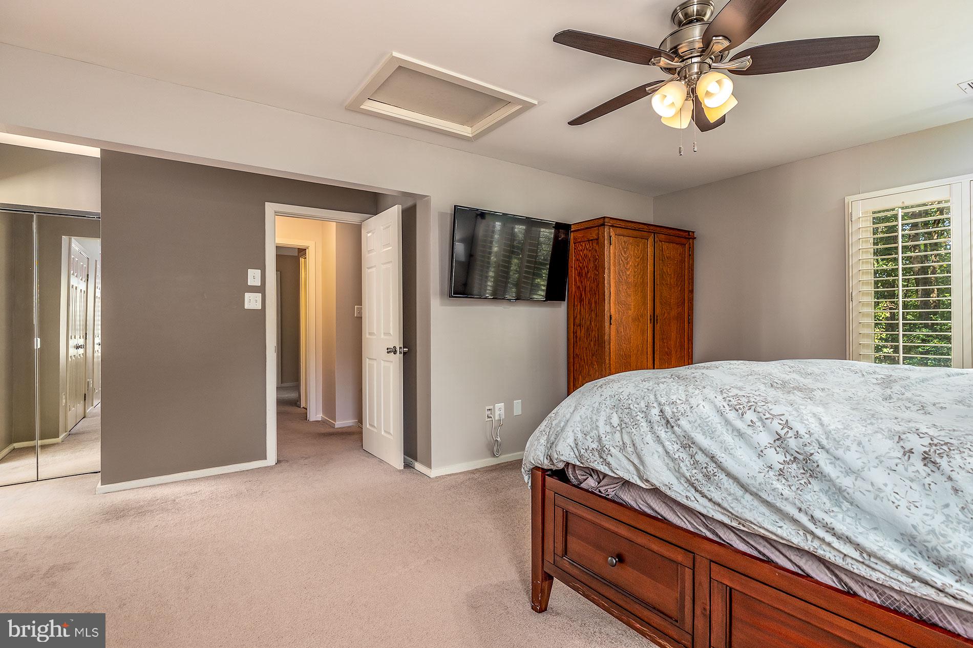 BLUFFS OF WOLF TRAP - Residential