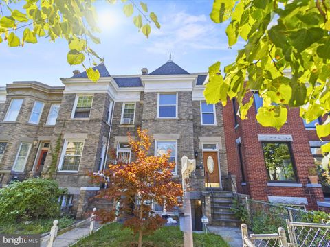131 R STREET NE A WASHINGTON DC 20002