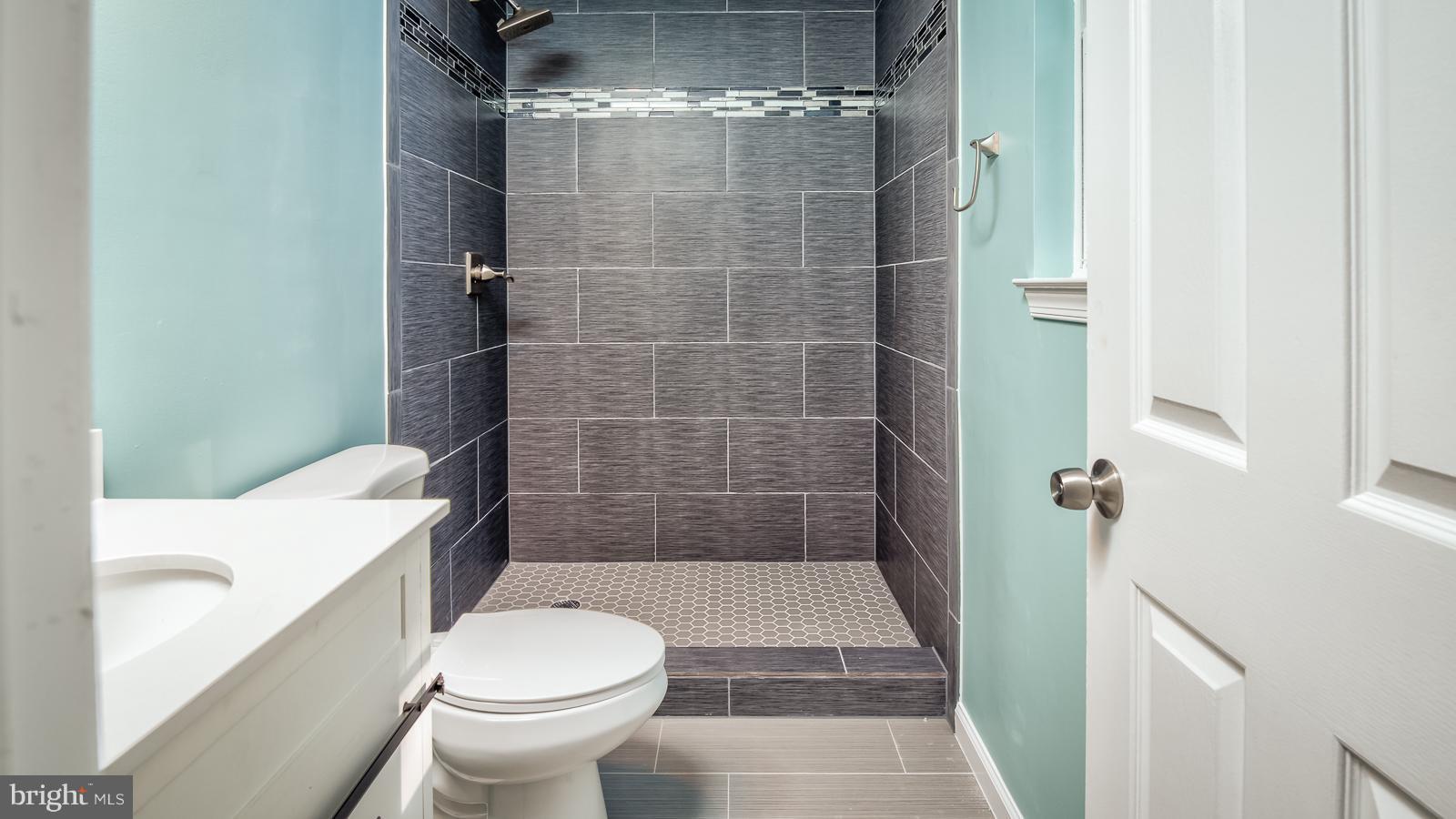 BARNABY KNOLLS PLAT 6 - Residential