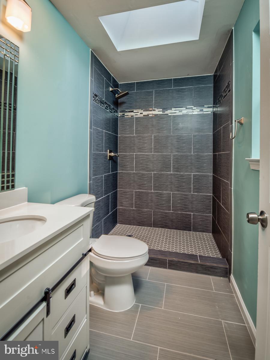 BARNABY KNOLLS PLAT 6 - Residential