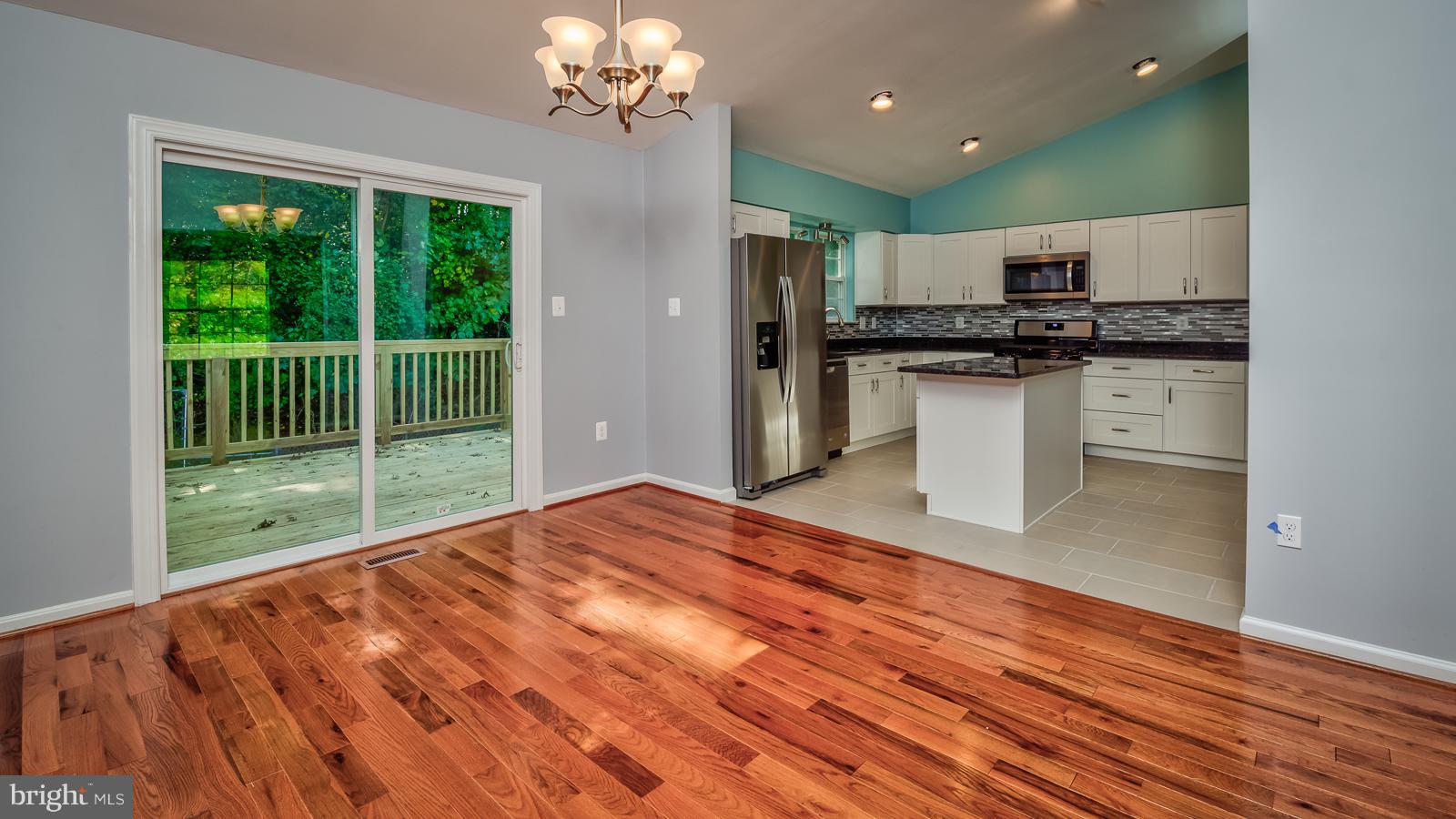 BARNABY KNOLLS PLAT 6 - Residential