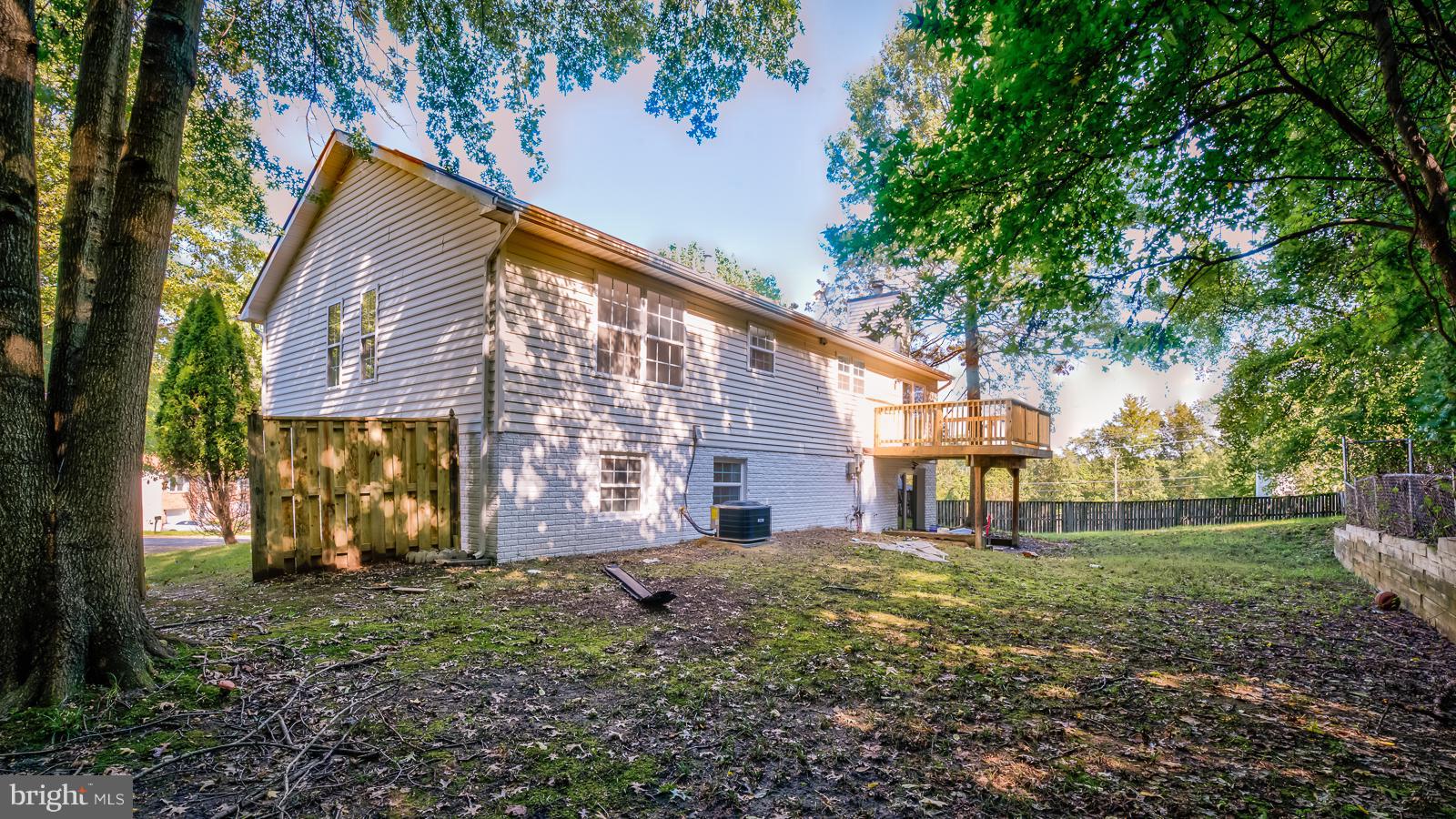 BARNABY KNOLLS PLAT 6 - Residential