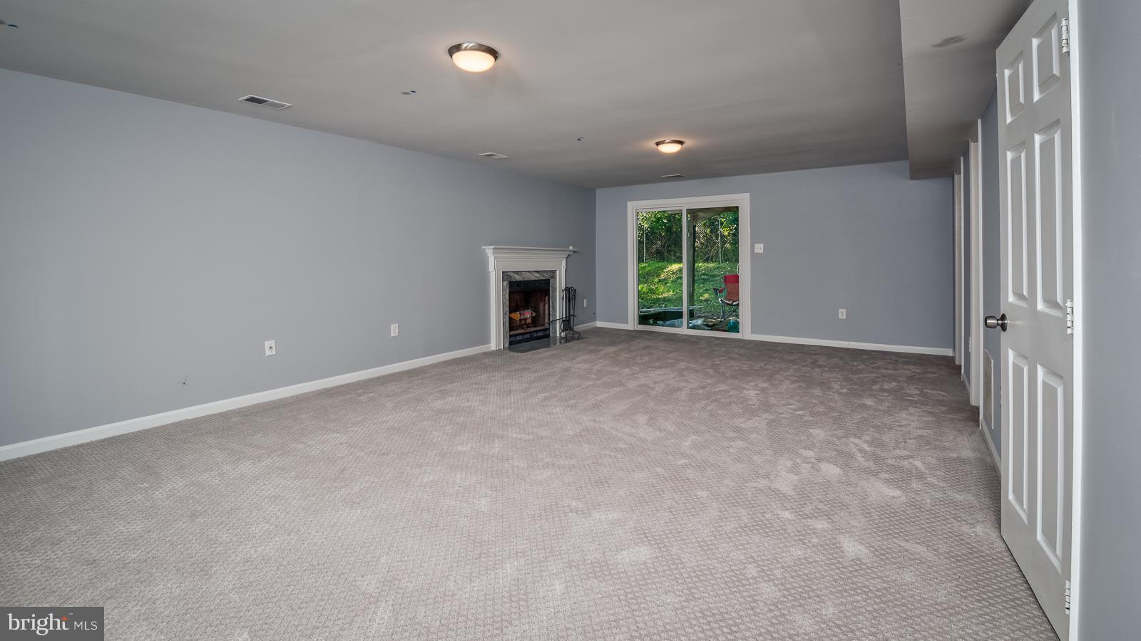 BARNABY KNOLLS PLAT 6 - Residential