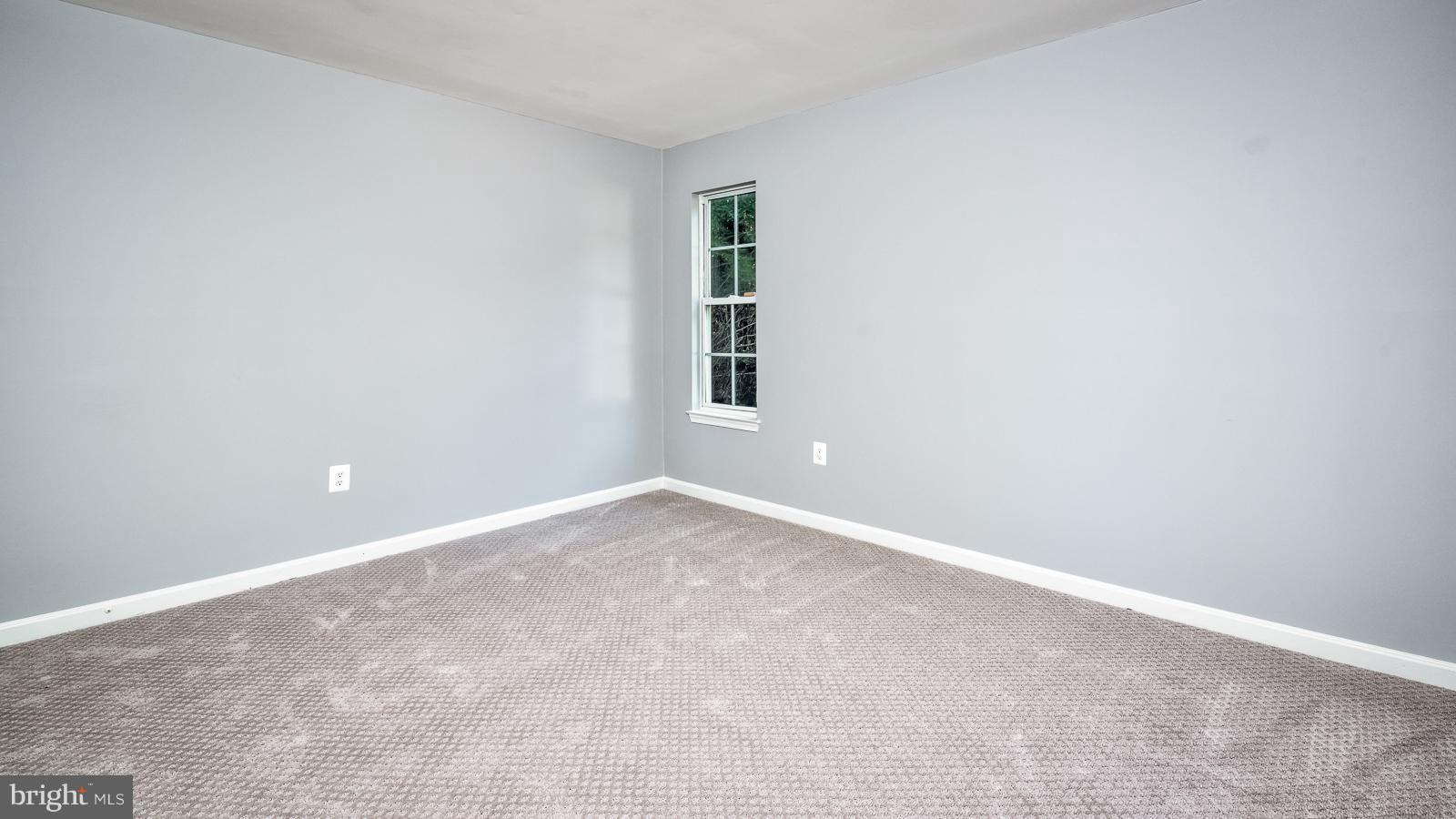 BARNABY KNOLLS PLAT 6 - Residential