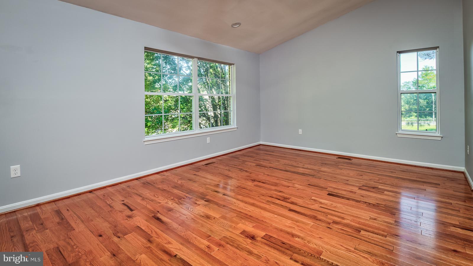 BARNABY KNOLLS PLAT 6 - Residential