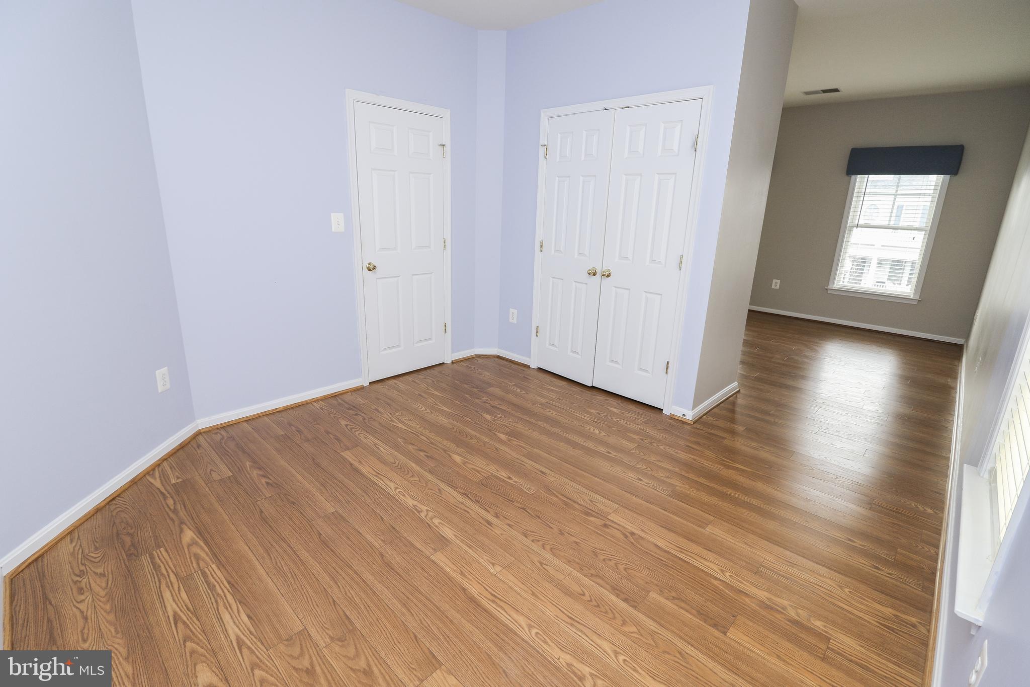 VILLAGE CASE - Residential