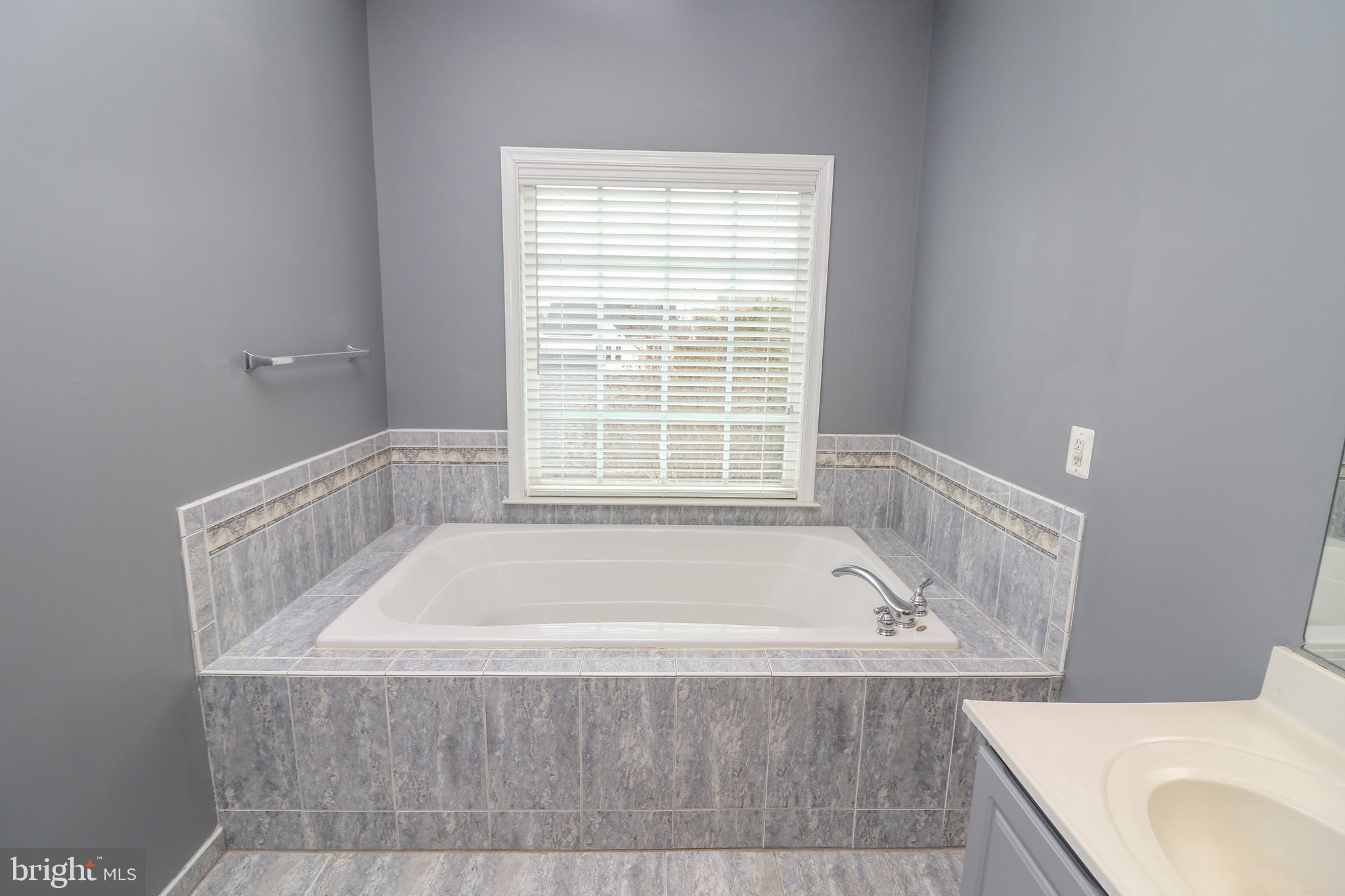 VILLAGE CASE - Residential