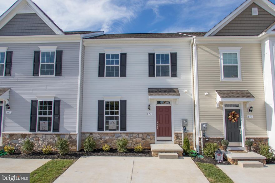 What are you waiting for...it's here! Brand new Archer II Grade 3 Level towns for Summer Delivery! Awesome all over with new wider floor plan - from the upgraded island kitchen with stainless appliances and gas range to the fully finished lower level rec to rooms and walk out to the yard, to the great OBR with deluxe walk in shower! Tile and hardwood upgrades add to the appeal! Easy access right in from the double lane concrete driveway! Maintenance free yard covered by HOA! Buy before this one is sold! Make changes to the interior selection with advance purchase! Great financing and closing help is just a phone call away!