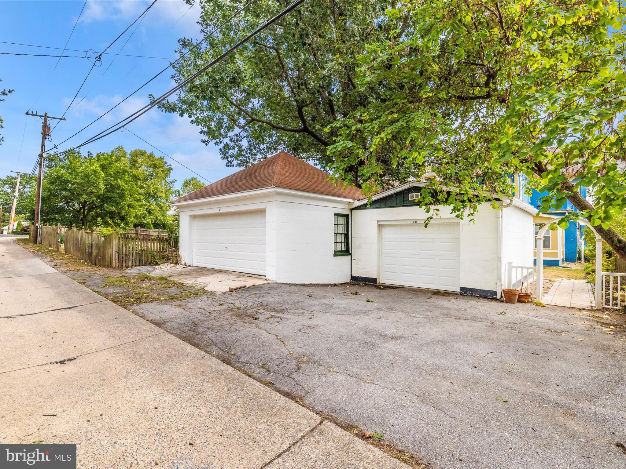 NORTH END - Residential